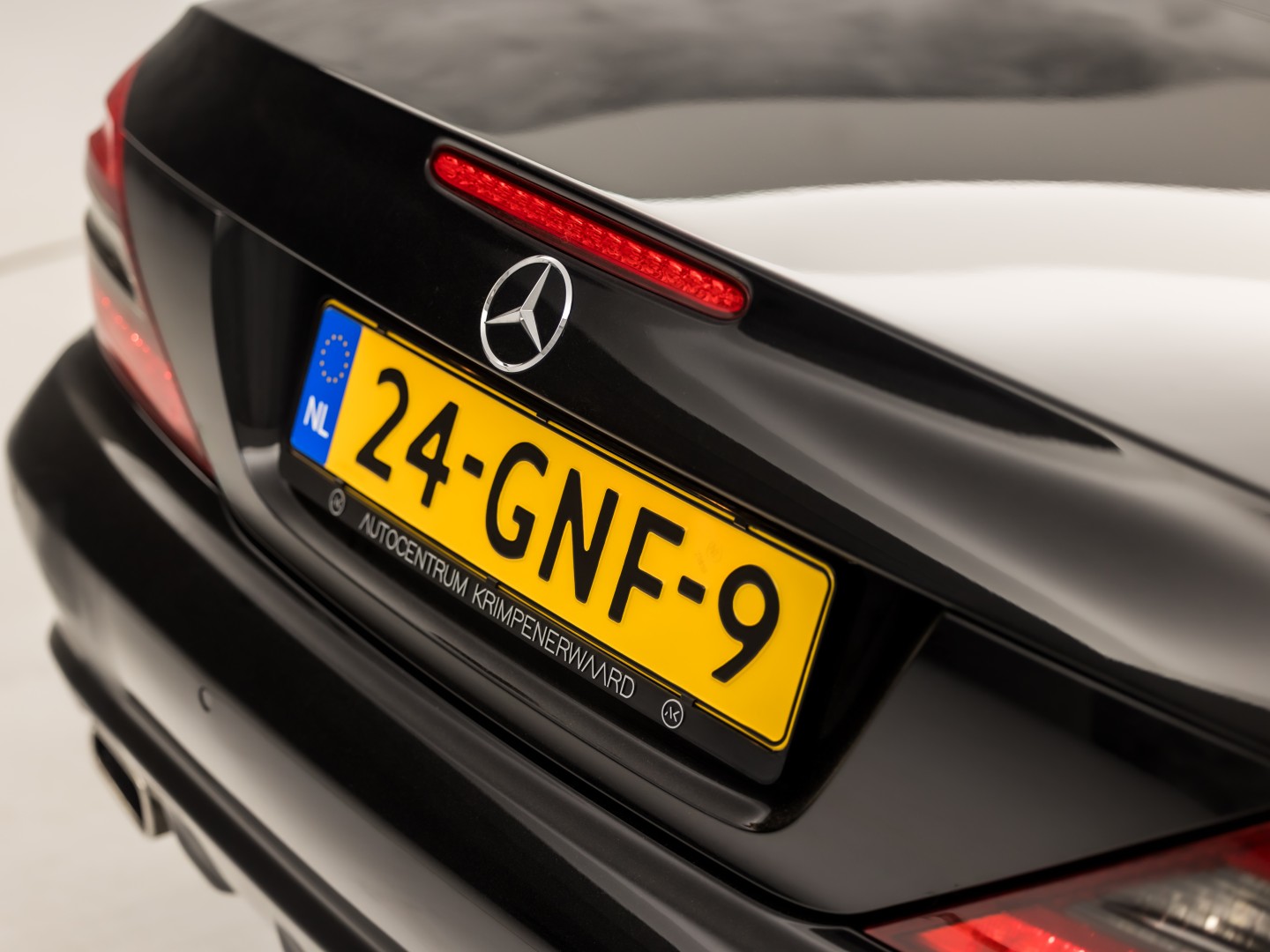 Mercedes-Benz SL-Klasse 280 AMG Sport 232Pk Automaat (NAVIGATIE, ORG. NL, LEDER, MEMORY SEATS, STOELVERWARMING, CRUISE, XENON, NIEUWE APK, NIEUWSTAAT)