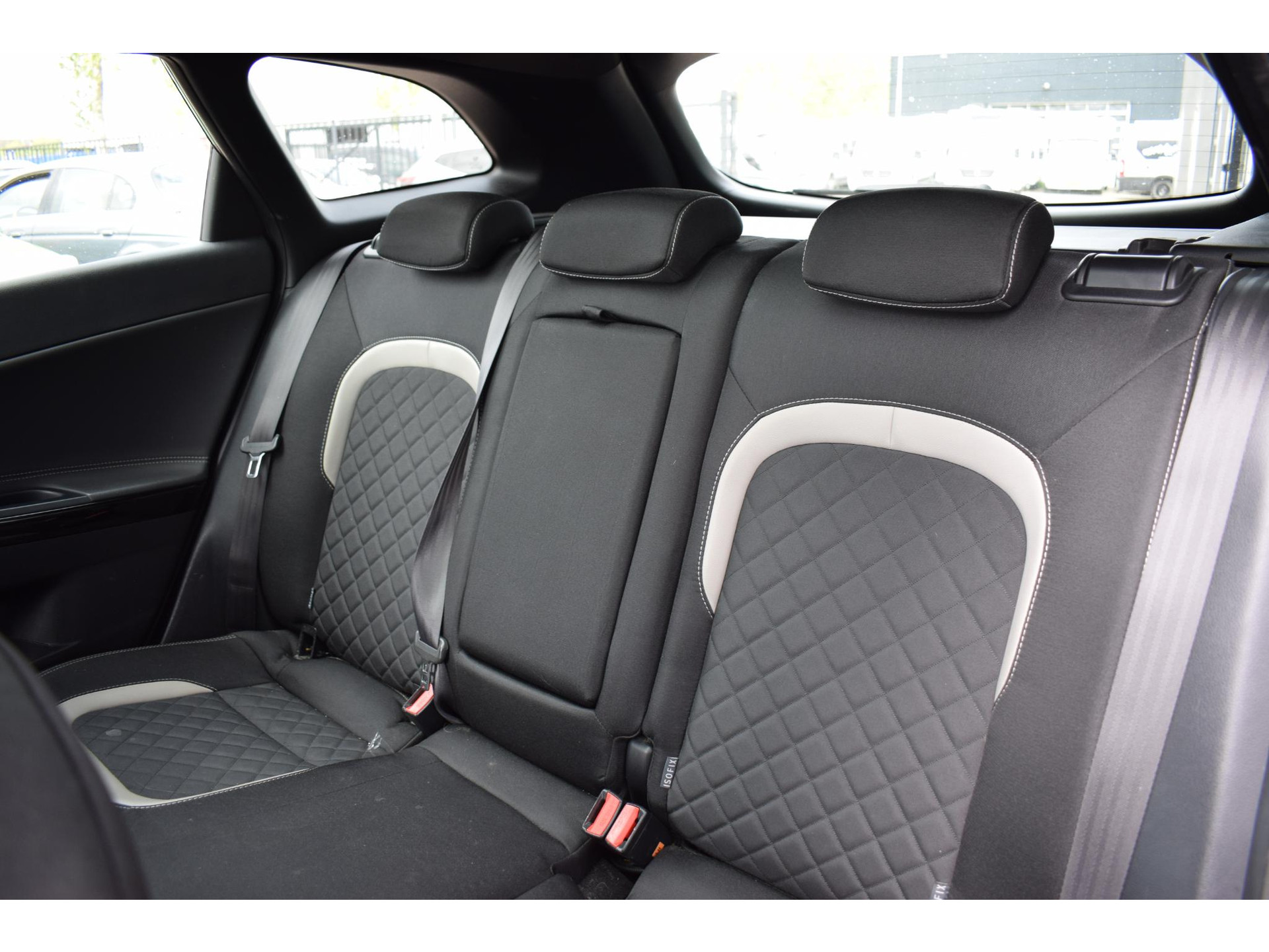 Kia cee'd Sportswagon 1.0 T-GDi GT-Line Summer Edition | Apple CarPlay | Pano | Stuur- en Stoelverwarming