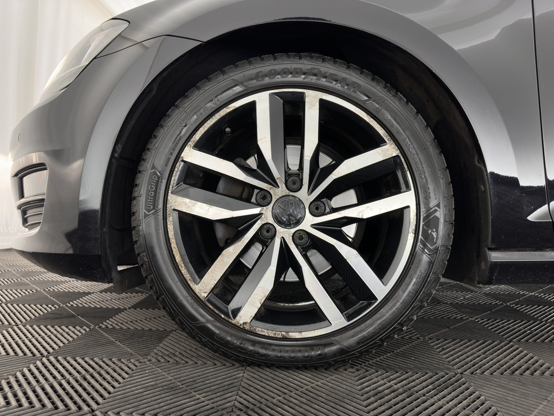 Volkswagen Golf Variant 1.4 TSI Highline Aut. *PANO | ADAPTIVE-CRUISE | LEATHER-FABRIC | XENON | DYNAUDIO-SOUND | KEYLESS | NAVI-FULLMAP | HEATED-ERGONOMIC-SPORTSEATS | ECC | PRIVACY-GLASS | PARKPILOT | 17''ALU*