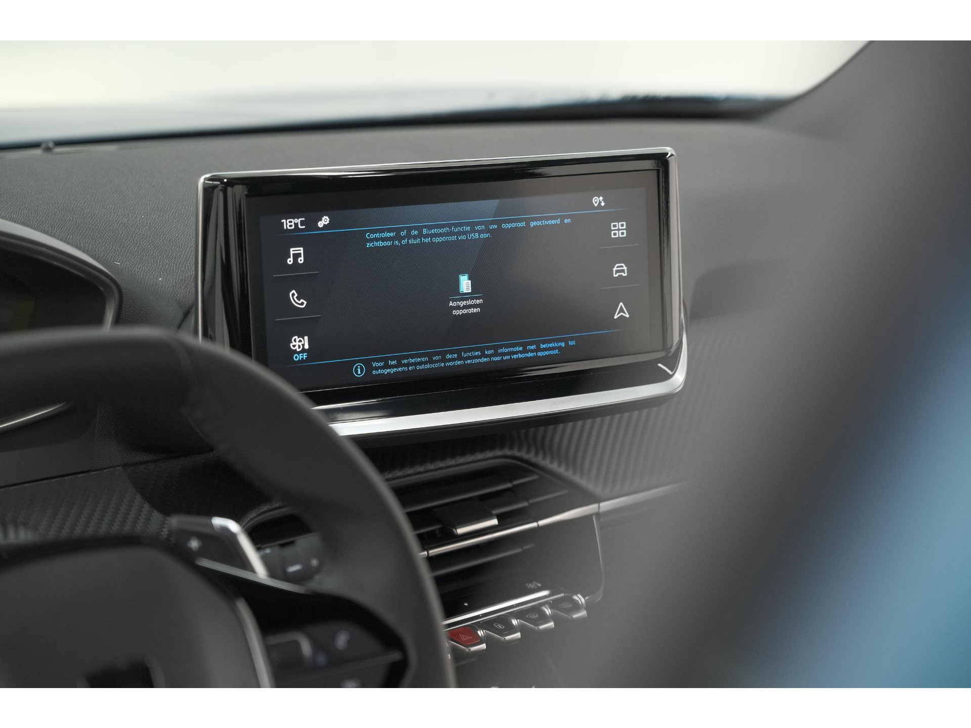 Peugeot 2008 Hybrid 136 e-DCS6 Style | Apple Carplay | Parkeersensoren | Climate control