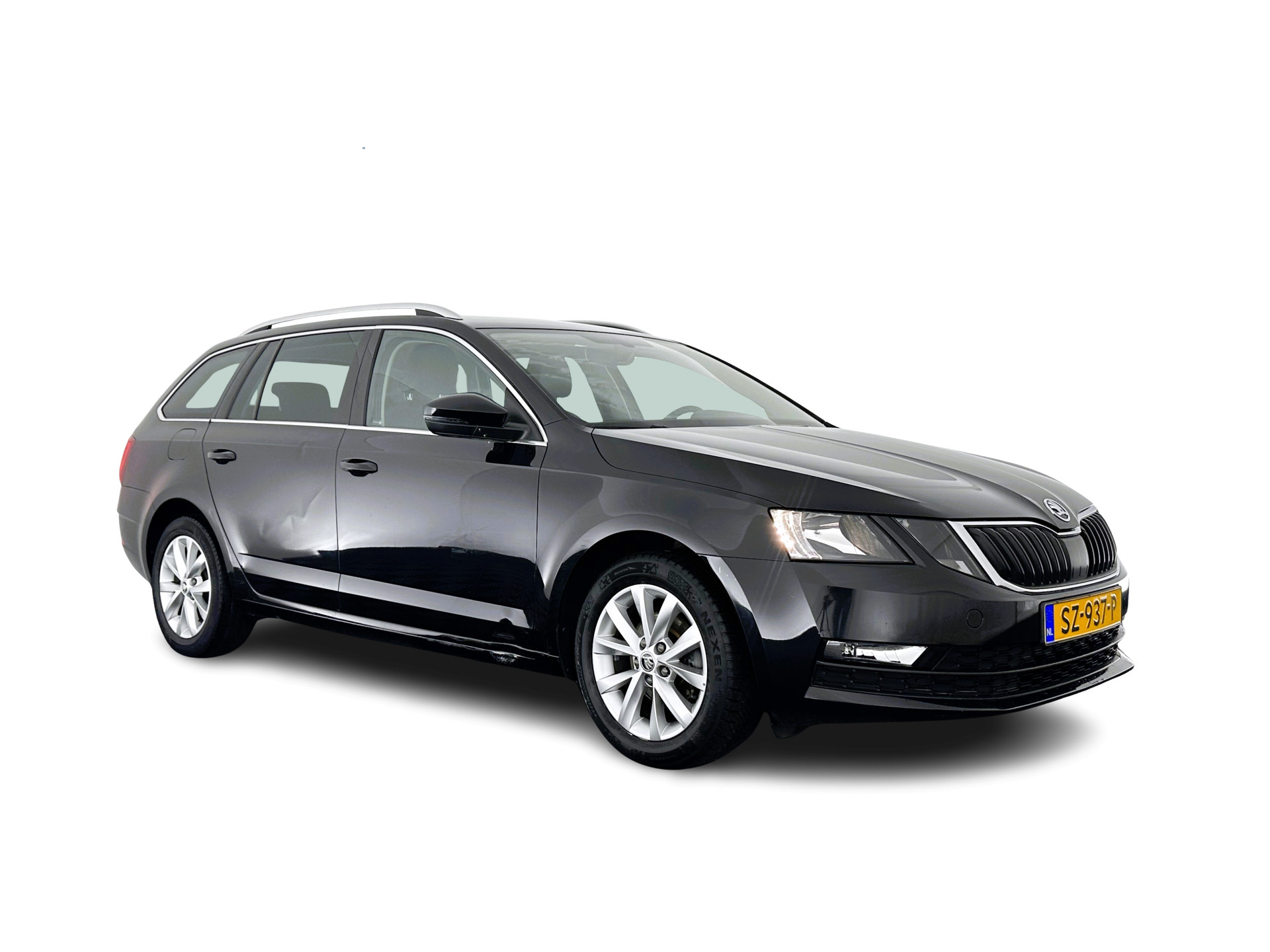 ŠKODA Octavia Combi 1.6 TDI Greentech Clever Edition Aut. *LEATHER-FABRIC | NAVI-FULLMAP | COMFORT-SEATS | DAB+ | HEATED-SEATS | AMUNDSEN-AUDIO | ECC | SHIFT-PADDLES | PARKPILOT | CRUISE | TOWBAR | 16''ALU *