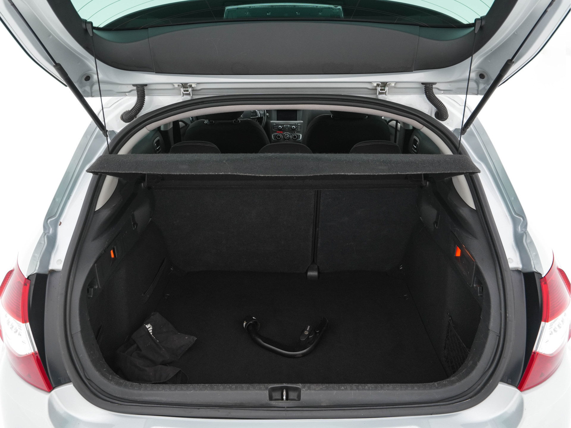 Citroën C4 1.6 HDi Ligne Business *NAVI-FULLMAP | ECC | PDC | CRUISE | TOWBAR | COMFORT-SEATS | PRIVACY-GLASS | 16''ALU*