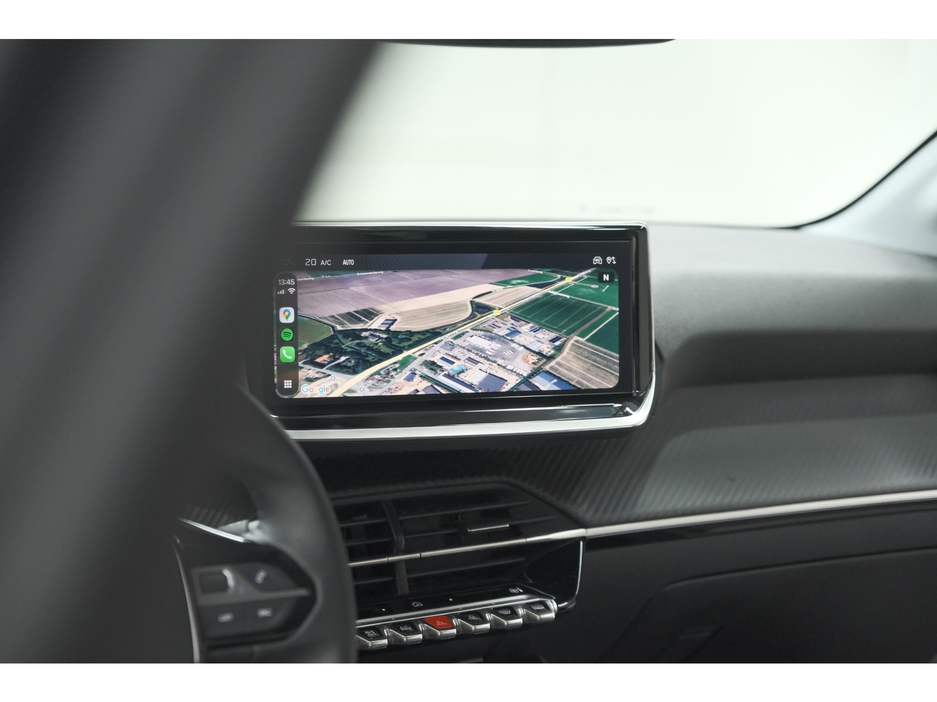 Peugeot 208 PureTech 100 Allure | Apple Carplay | Parkeersensoren | Climate Control
