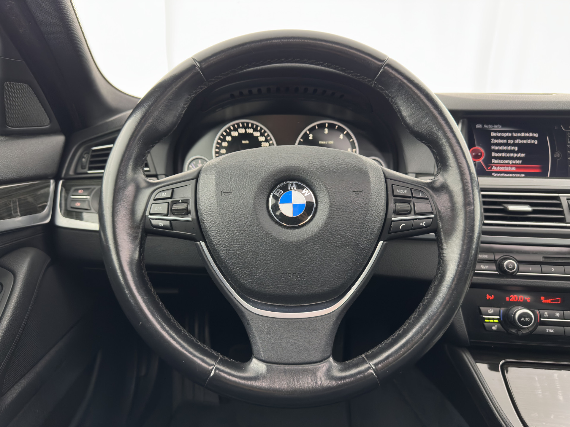 BMW 5-serie 518d Luxury-Line High Executive Aut. *PANO | LUXURY-LEATHER | BI-XENON | NAVI-FULLMAP | HEATED-COMFORTSEATS | HIFI-SOUND | CAMERA | ECC | PDC | CRUISE | 18''ALU*