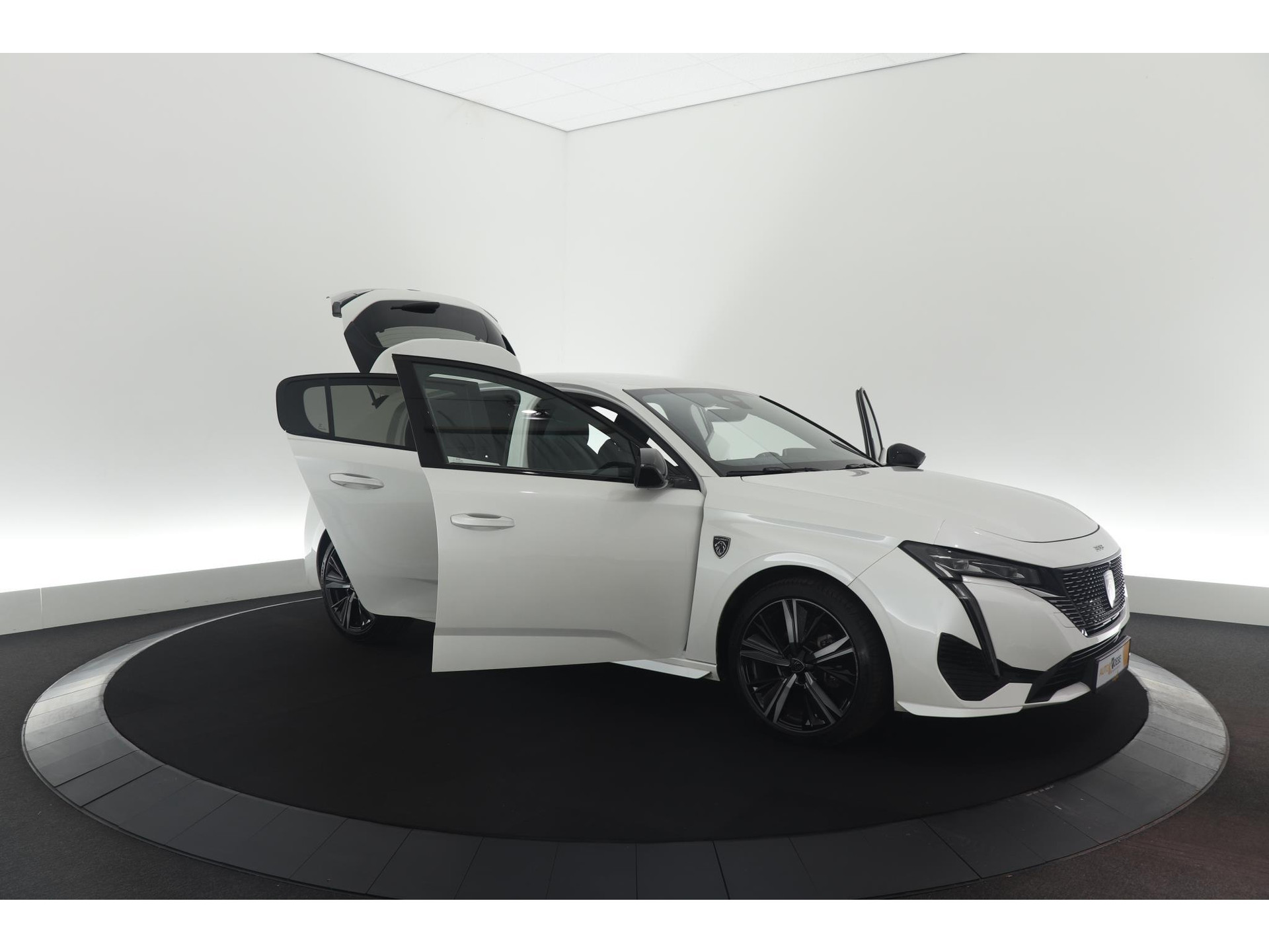 Peugeot 308 PureTech 130 GT Pack Business | Camera | Dodehoekdetectie | Apple Carplay
