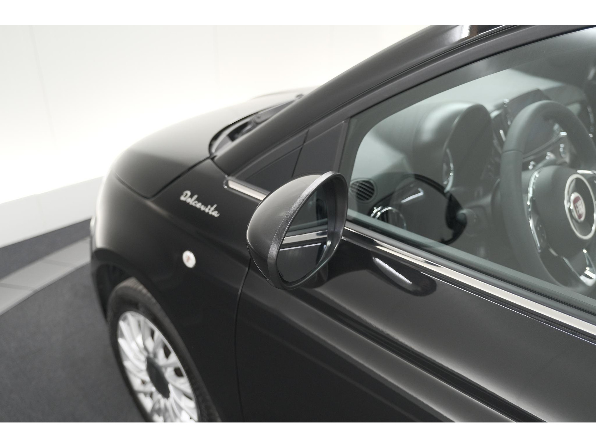 Fiat 500 C 1.0 Hybrid Dolcevita | Elektrisch Vouwdak | Apple Carplay | Parkeersensoren | Climate Control