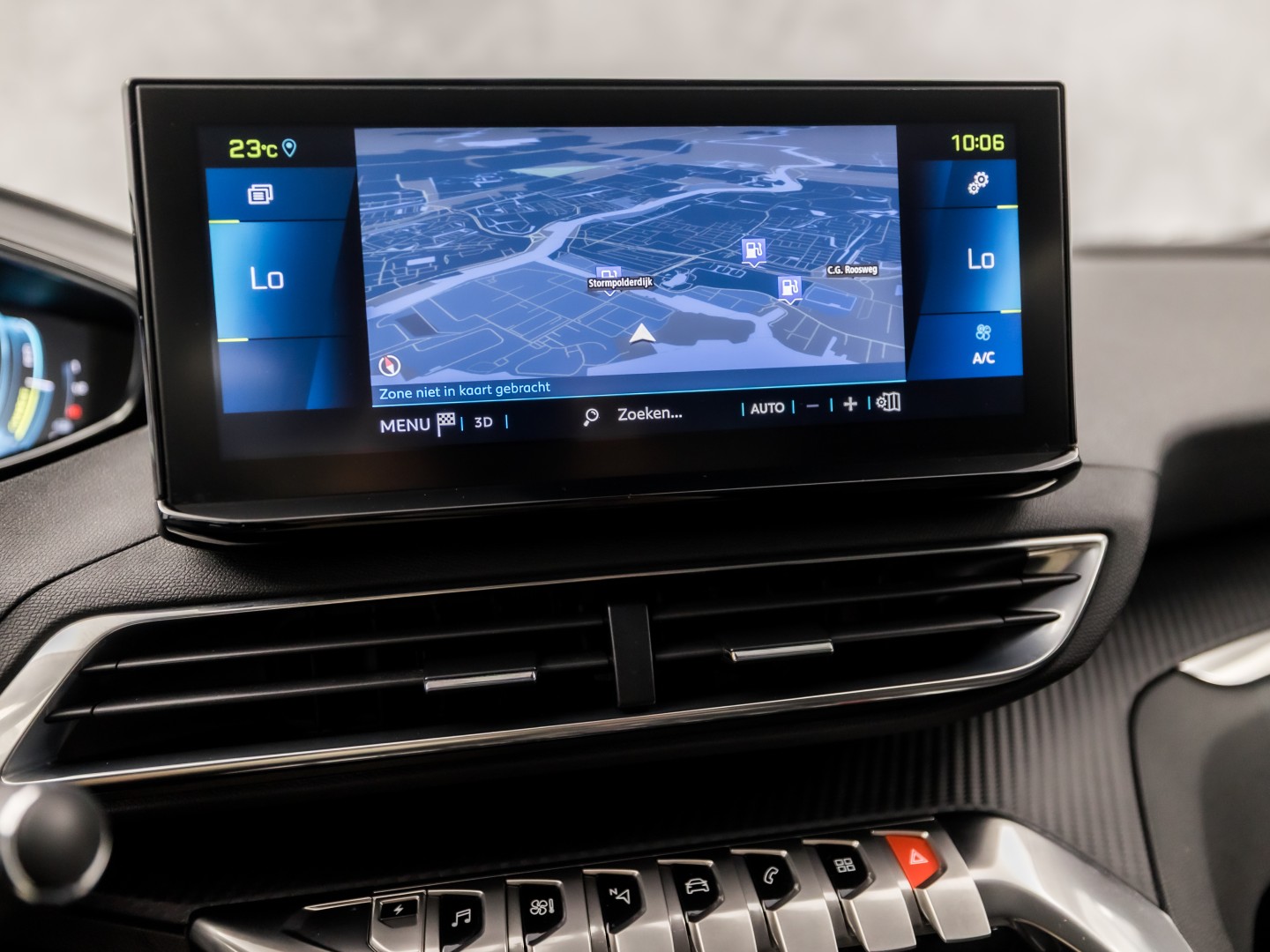 Peugeot 3008 1.6 HYbrid 225 Allure Sport 225Pk Automaat (APPLE CARPLAY, GROOT NAVI, 360 CAMERA, LEDER, KEYLESS, SPORTSTOELEN, GETINT GLAS, LANE ASSIST, NIEUWSTAAT)