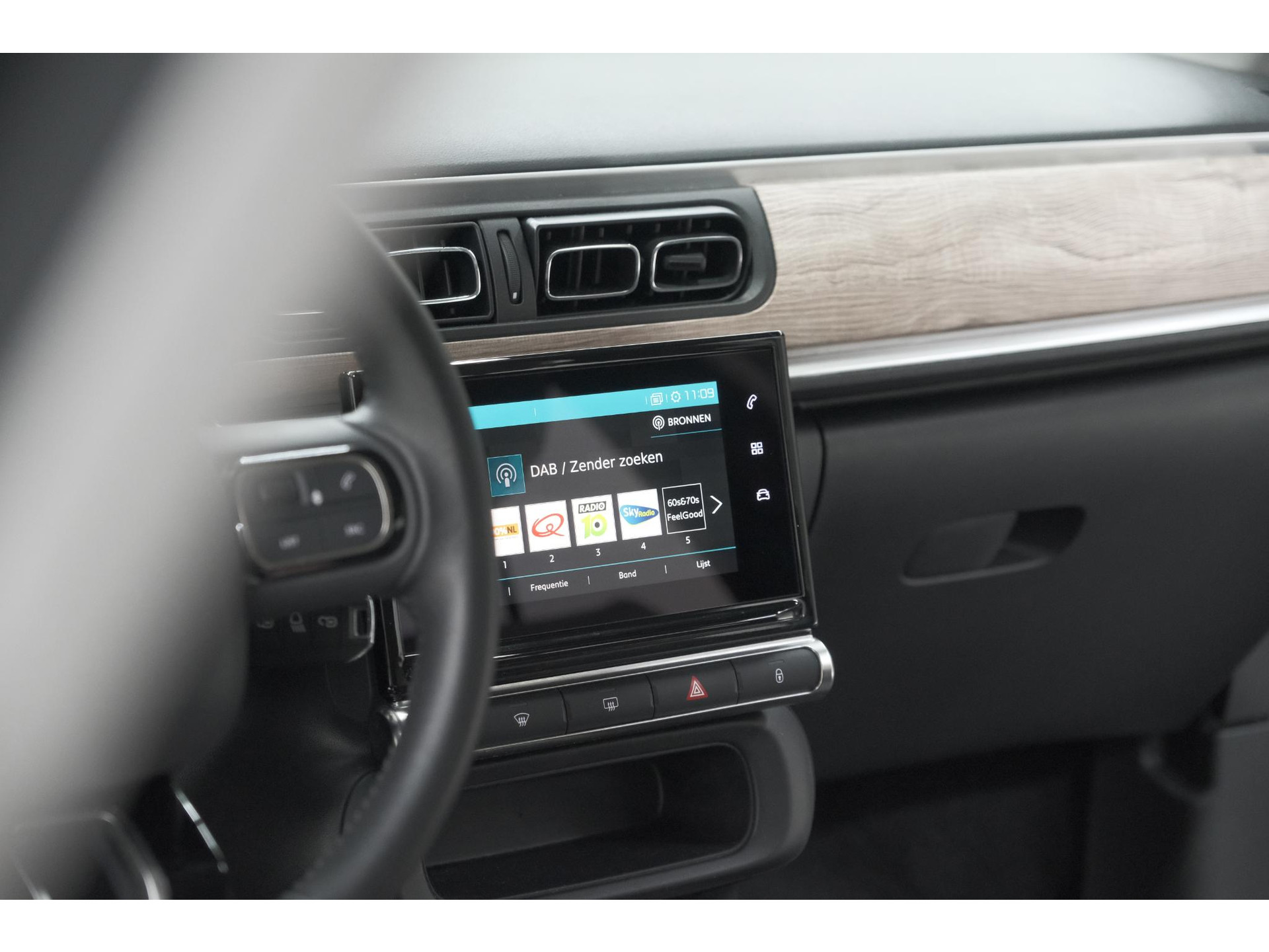 Citroen C3 PureTech 82 Feel Edition | Apple Carplay | Parkeersensoren | Navigatie | Climate Control | 16 Inch Velgen