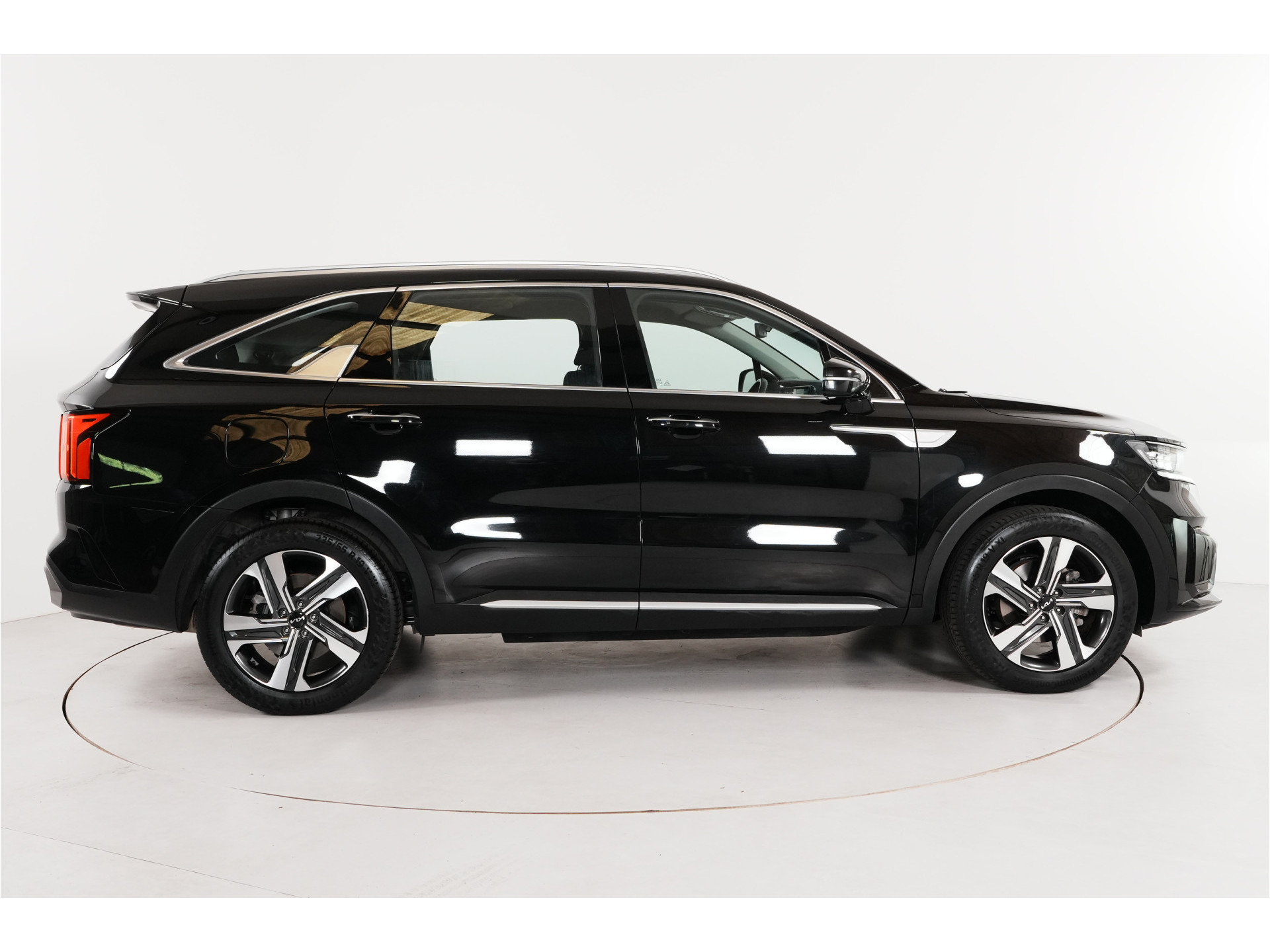 Kia Sorento 1.6 T-GDI 4WD 265 pk PHEV | SOH 100% | 7 pers | Navi | Apple/Android | Camera |
