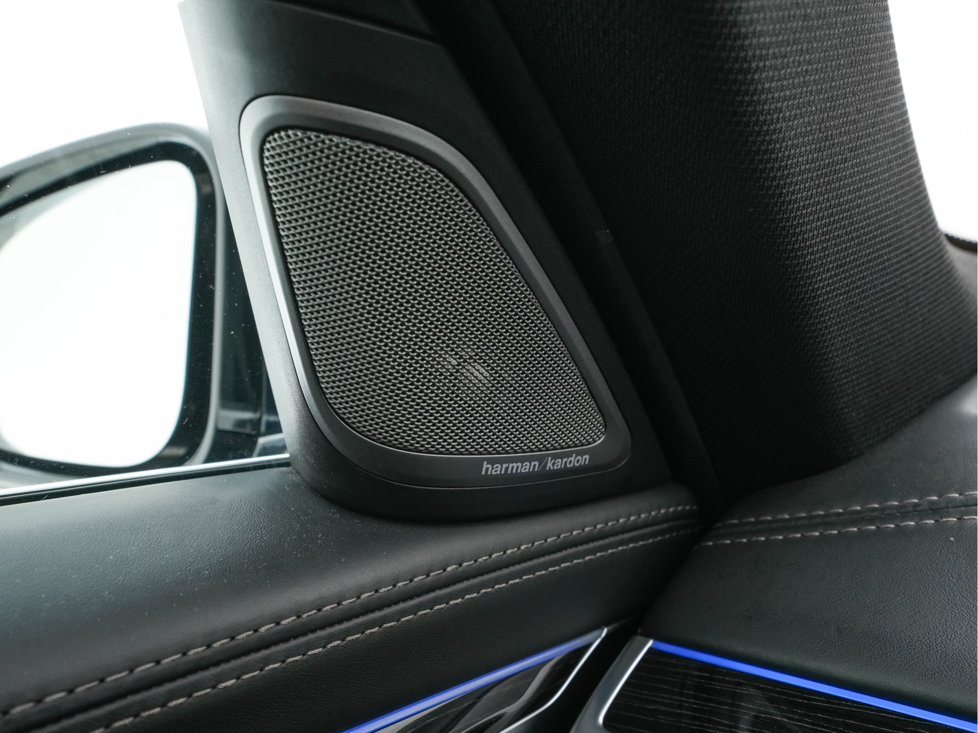 BMW 7-serie 750i Long M-Aerodynamic xDrive High Executive Aut. *PANO | DESIGN-LEATHER | LASER-LED | SOFTCLOSE |TOPVIEW | HARMAN/KARDON-SOUND | MEMORY-PACK | NAVI-FULLMAP | KEYLESS | ADAPTIVE-CRUISE | HEAD-UP | MASSAGE/HEATED/COOLED-COMFORT-SEATS | .