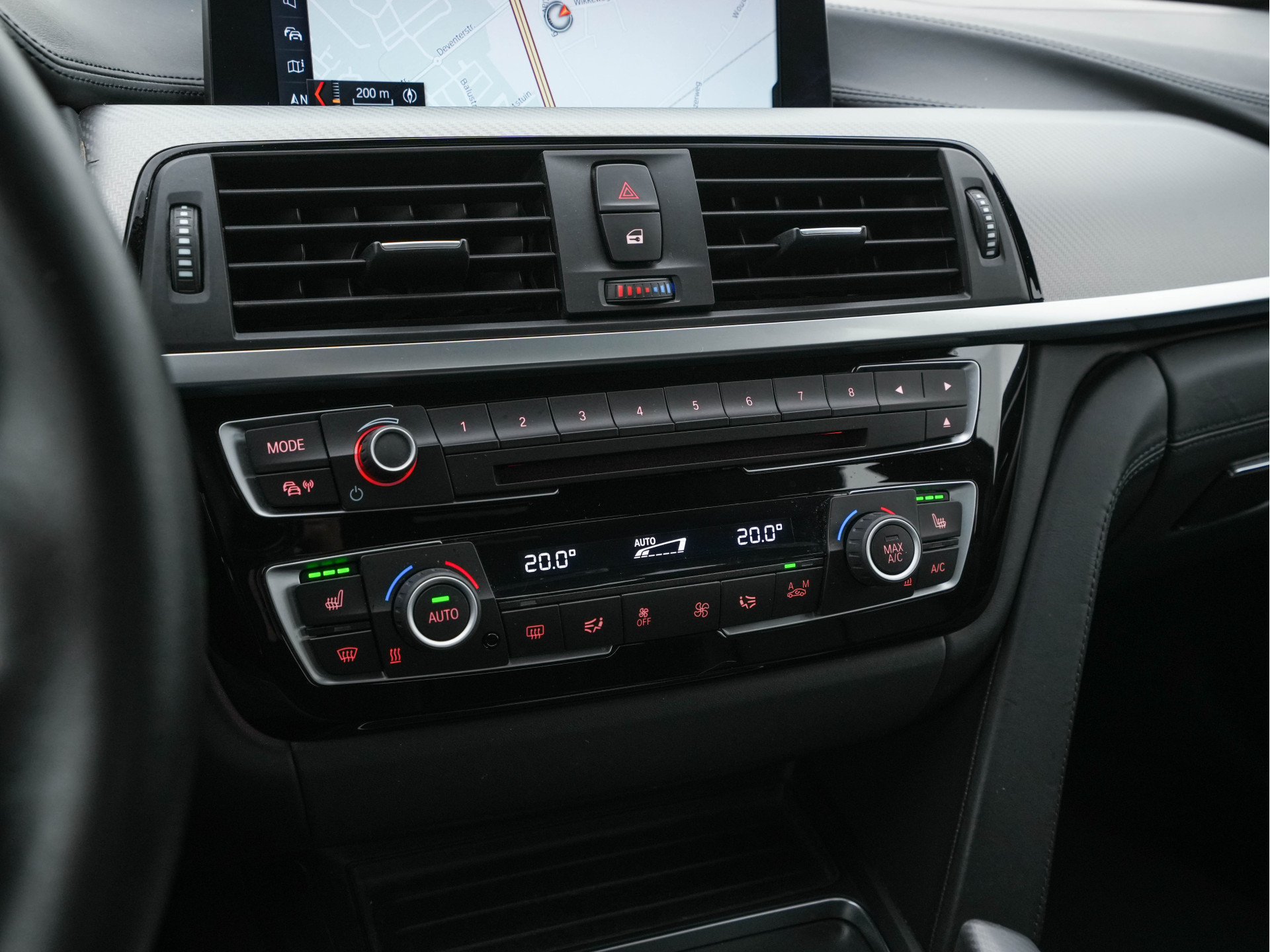 BMW 4-serie Gran Coupé 420i M-Sportpack High Executive Edition (INCL-BTW) Aut. *LEATHER | FULL-LED | DIGI-COCKPIT | HIFI-SOUND | HEATED-SPORTSEATS | DAB+ | CAMERA | SHIFTPADDLES | PRIVACYGLASS | HEAD-UP | TOWBAR | KEYLESS | CARBON-INLAY | 19''ALU*