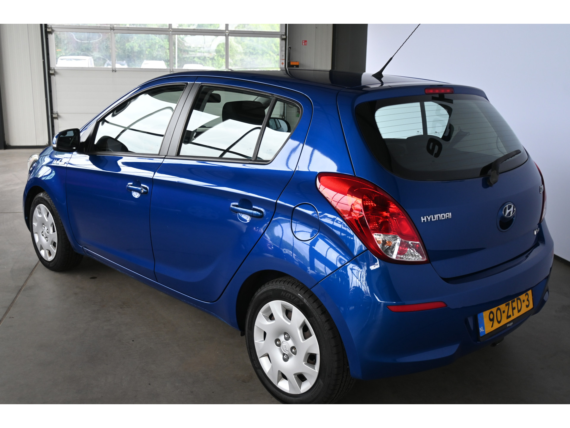 Hyundai i20 1.2i i-Motion LICHTE TIK IN MOTOR! TEKST LEZEN! Airco LED  Elektrisch Pakket! Trekhaak TEKST LEZEN! Inruil Mogelijk!