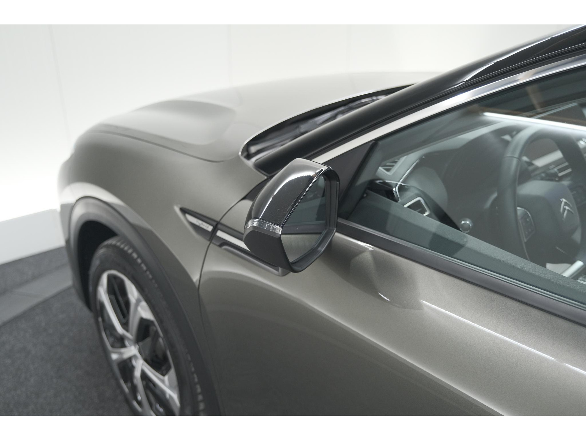 Citroen C5 X 1.6 Plug-in Hybrid 225 Business | Parkeersensoren | Navigatie | Apple Carplay