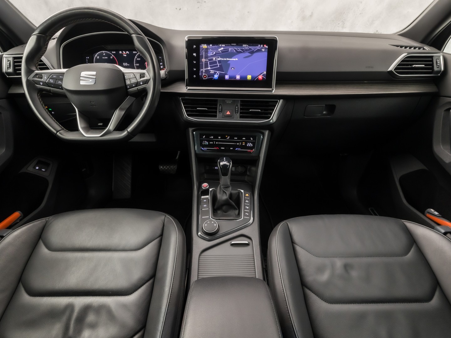 SEAT Tarraco 1.4 TSI e-Hybrid PHEV Xcellence Sport 245Pk Automaat (APPLE CARPLAY, GROOT NAVI, MEMORY SEAT, LEDER, CAMERA, SPORTSTOELEN, STOELVERWARMING, ELEK ACHTERKLEP, GETINT GLAS, NIEUWSTAAT)