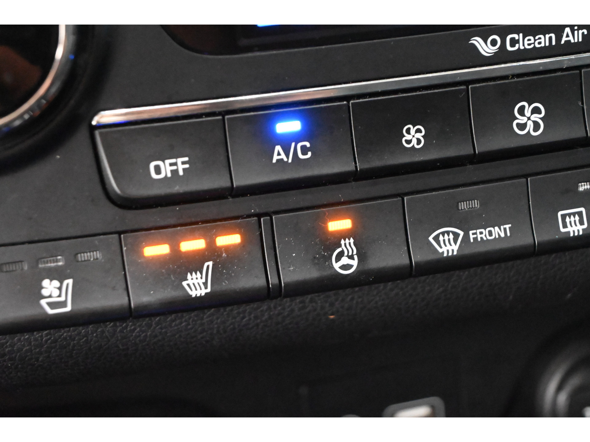 Hyundai Tucson 1.6 T-GDi Comfort 4WD Automaat Cruise Clima Trekhaak Panoramadak Stoelverwarming Goed Onderhouden! Inruil Mogelijk!