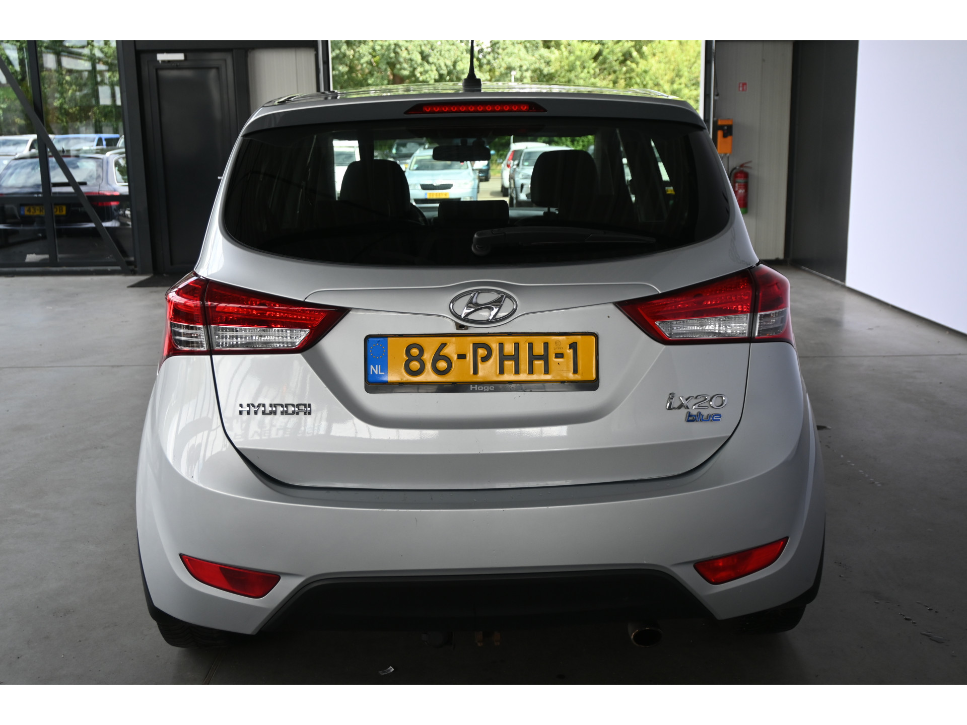 Hyundai ix20 1.4i i-Catcher Clima Navigatie Schuifdak Trekhaak Goed Onderhouden! Inruil Mogelijk!