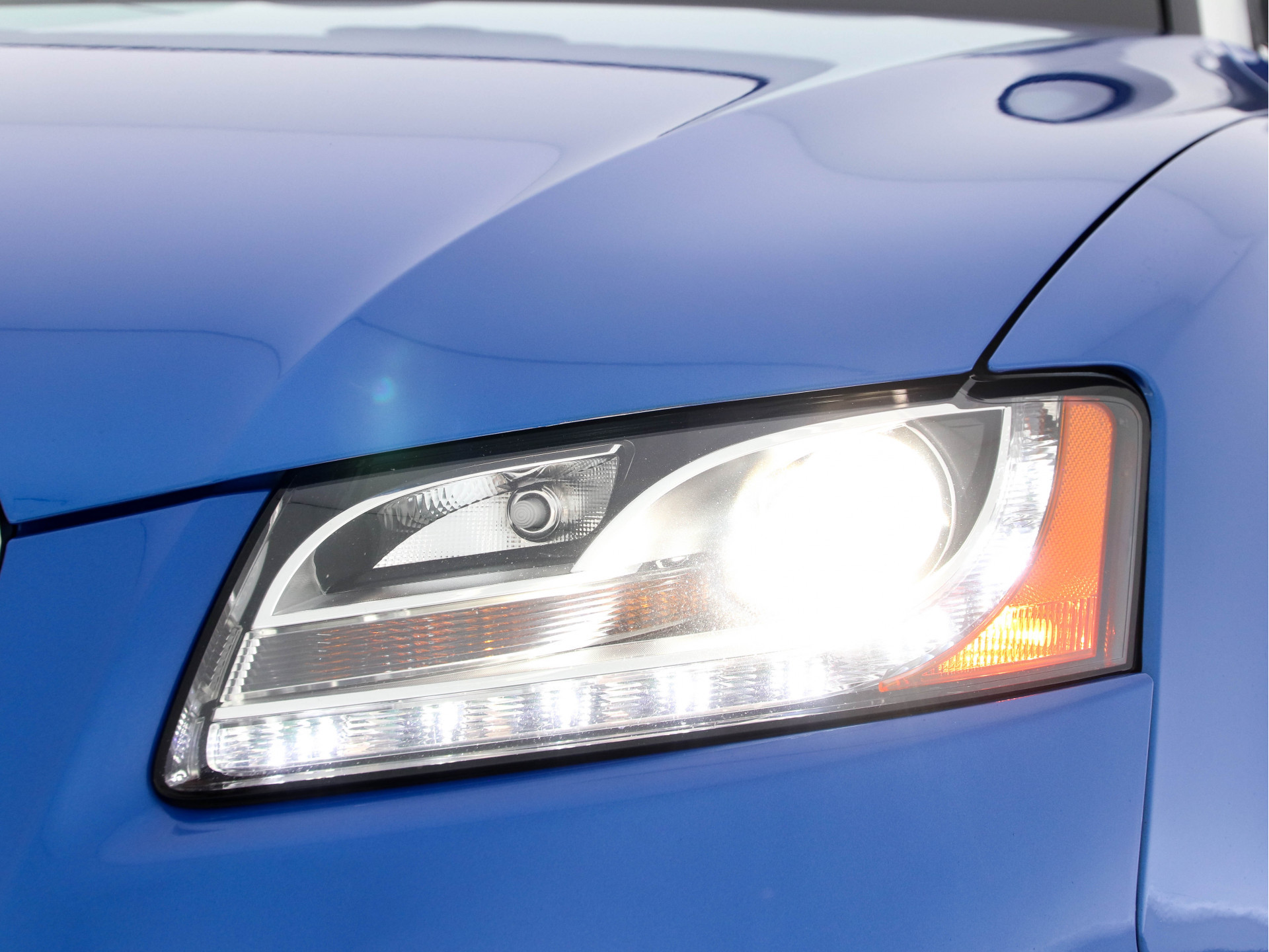 Audi S5 Cabriolet 3.0 TFSI Quattro Aut. *LEATHER | BI-XENON | NAVI-FULLMAP | BANG/OLUFSEN-AUDIO | PDC | ECC | CRUISE | CAMERA | SHIFT-PADDLES | MEMORY-PACK | HAEATED/VENTILATED-SPORTSEATS | AIRSCARF | CARBON-INLAY | KEY