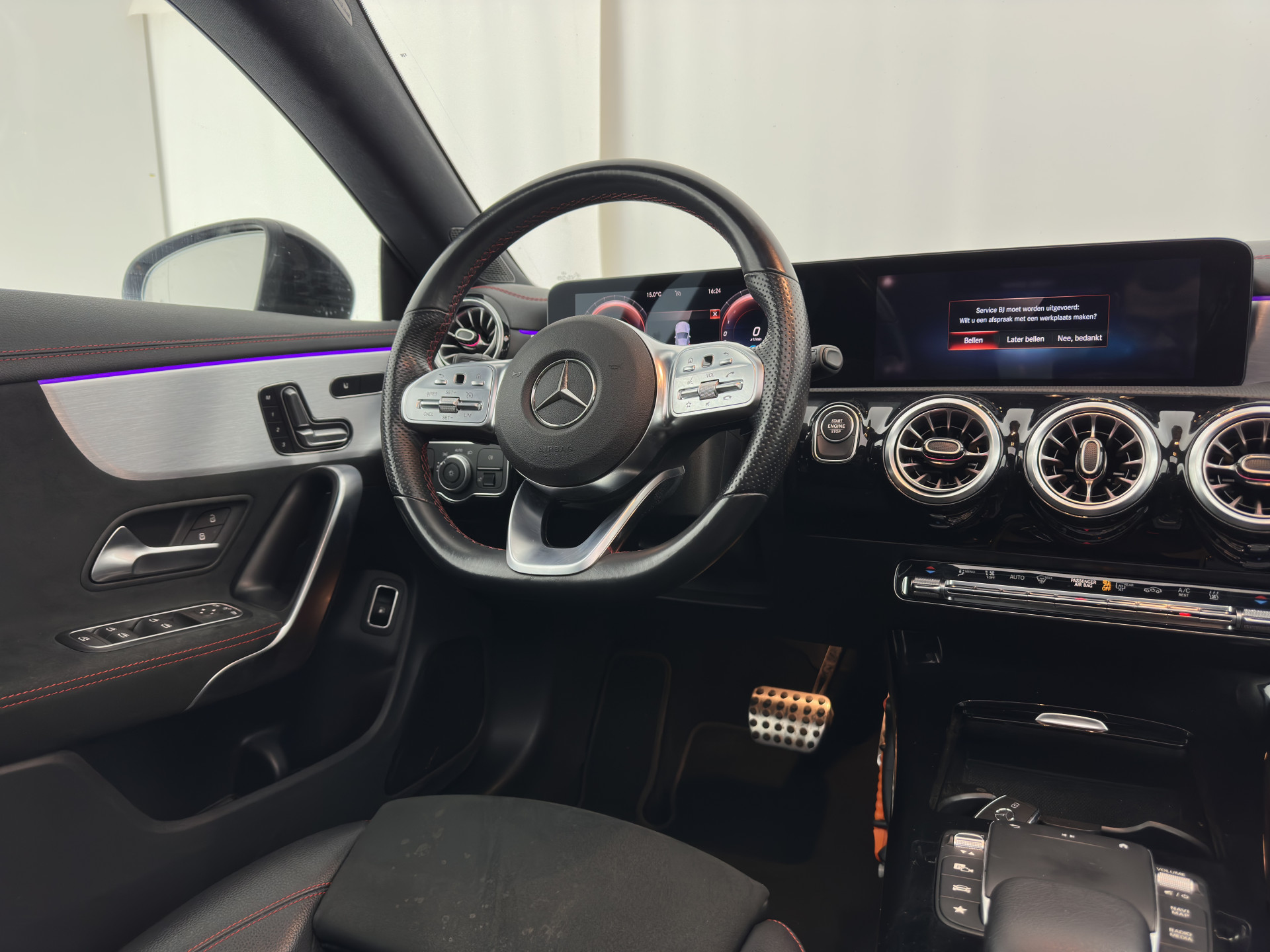 Mercedes-Benz CLA-klasse Shooting Brake 250 e Business Solution AMG Limited (INCL.BTW) *PANO | LEATHER-MICROFIBRE | MULTIBEAM-LED | AMBIENT-LIGT | BLIND-SPOT | HEATED-SPORTSEATS | WIDE-SCREEN-DIGICOCKPIT | DAB+ | NAVI-FULLMAP | CAMERA | PRIVACY-GLASS |  1