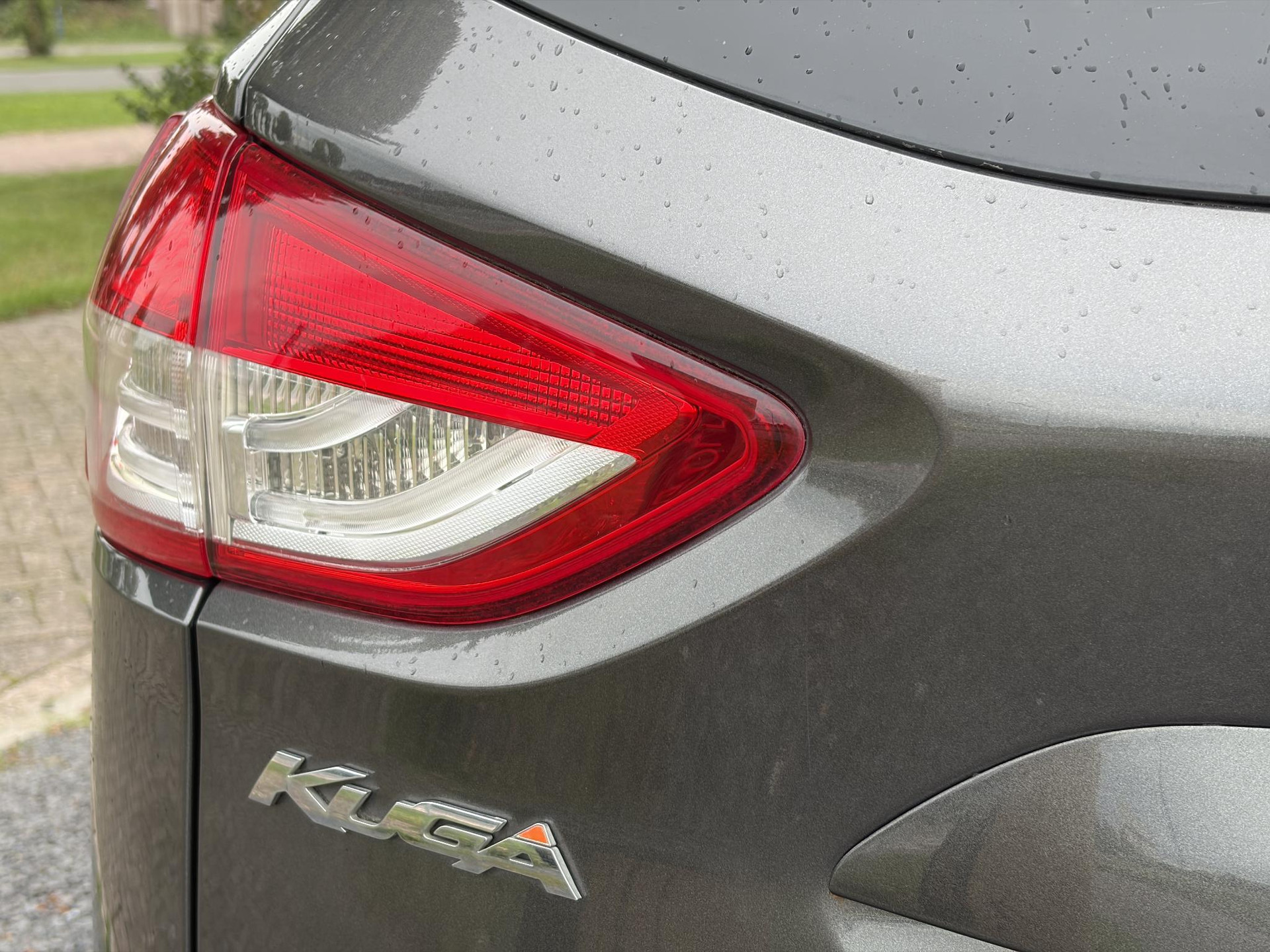 Ford Kuga 1.5 Titanium Plus 4WD ✓2e Eigenaar✓Camera✓183pk✓Trekhaak✓Leder✓Stoelverw✓Navi✓Clima✓Cruise✓Pdc V+A✓Elekt Stoelen✓Dodehoeksensor✓Net beurt gehad✓19''Lm velgen✓N.A.P✓Apk tot 08-2027