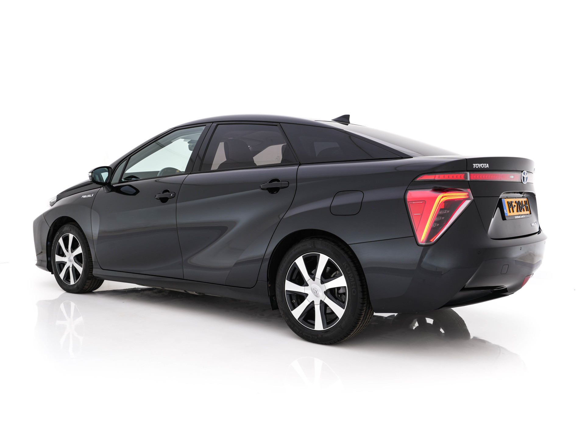 Toyota Mirai FCV Executive [ HYDROGEN ] (INCL-BTW) Aut. *LEATHER | FULL-LED | JBL-SOUND | CAMERA | KEYLESS | MEMORY-PACK | ADAPTIVE-CRUISE | BLIND-SPOT |  DAB | NAVI-FULLMAP | DIGICOCKPIT | COMFORTSEATS | LANE-ASSIST | ...