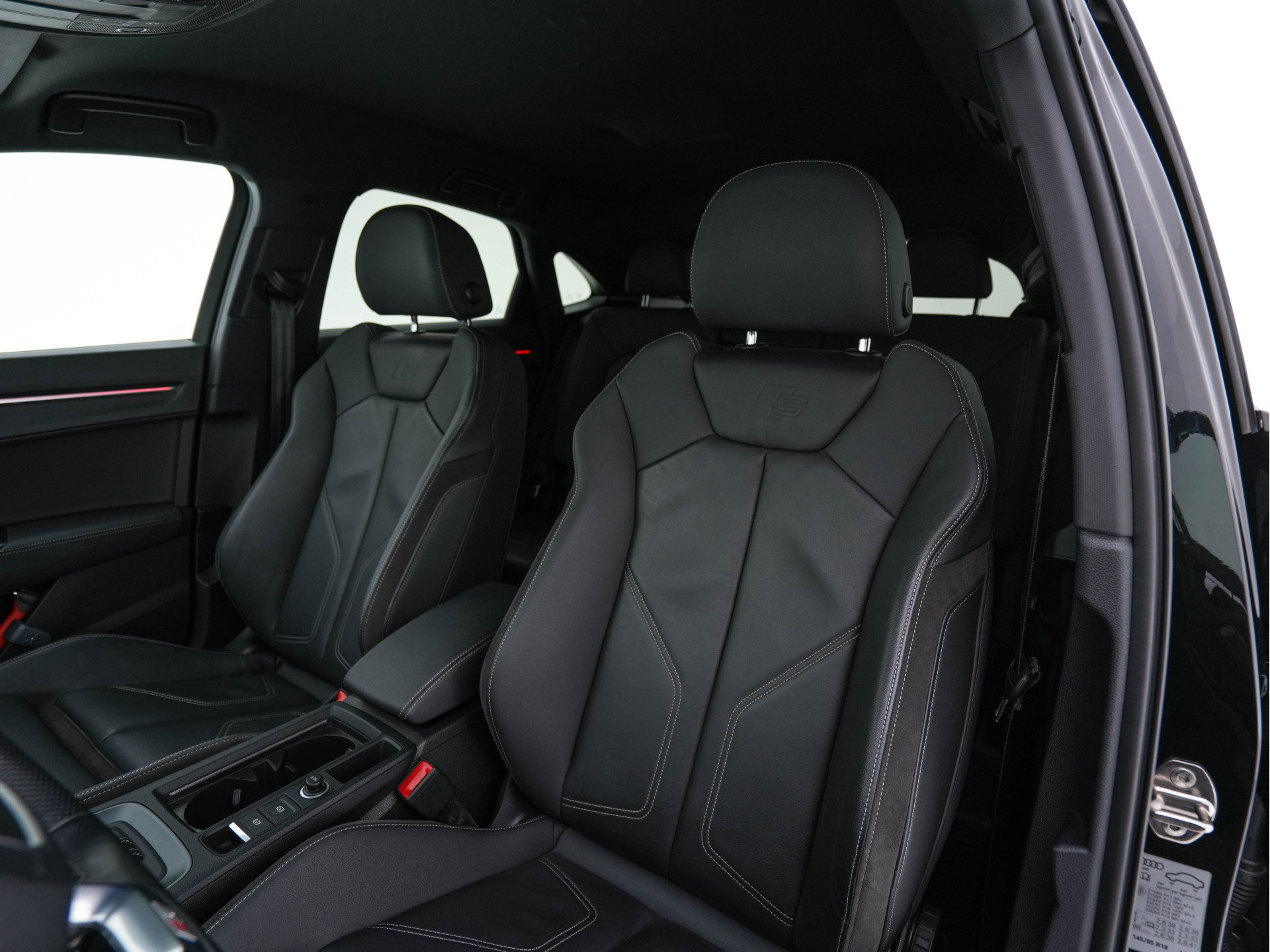 Audi Q3 Sportback 35 TFSI S-Line Edition (INCL-BTW) Aut. *LEATHER | FULL-LED | ADAPTIVE-CRUISE | DIGI-COCKPIT | NAVI-FULLMAP | CAMERA | DAB | AMBIENTLIGHT | PRIVACYGLASS | SHIFTPADDLES | ECC | PDC | 20''ALU*