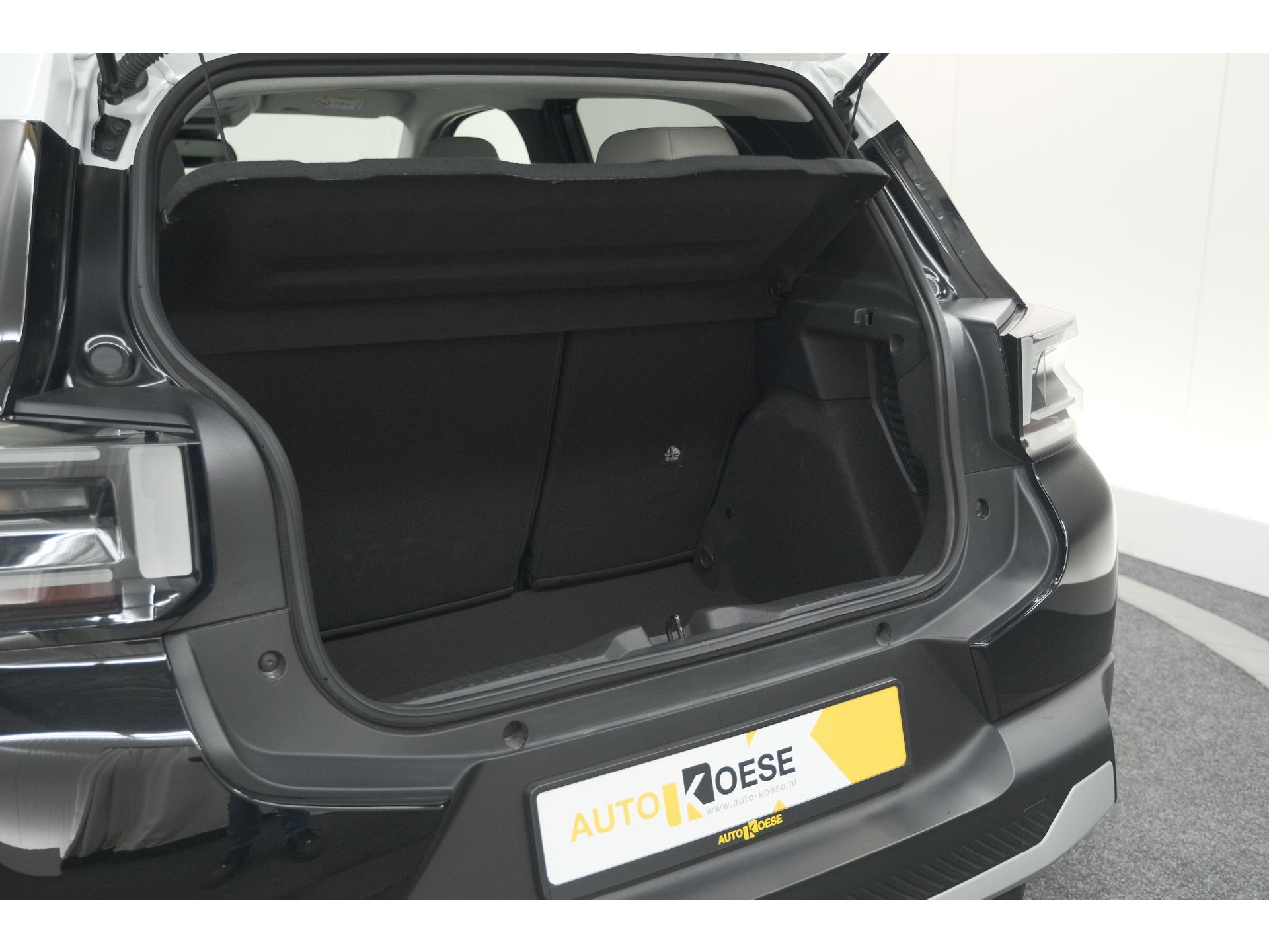 Citroen C3 Turbo 100pk Max | Nieuw Model | Camera | Navigatie | Apple Carplay | Parkeersensoren