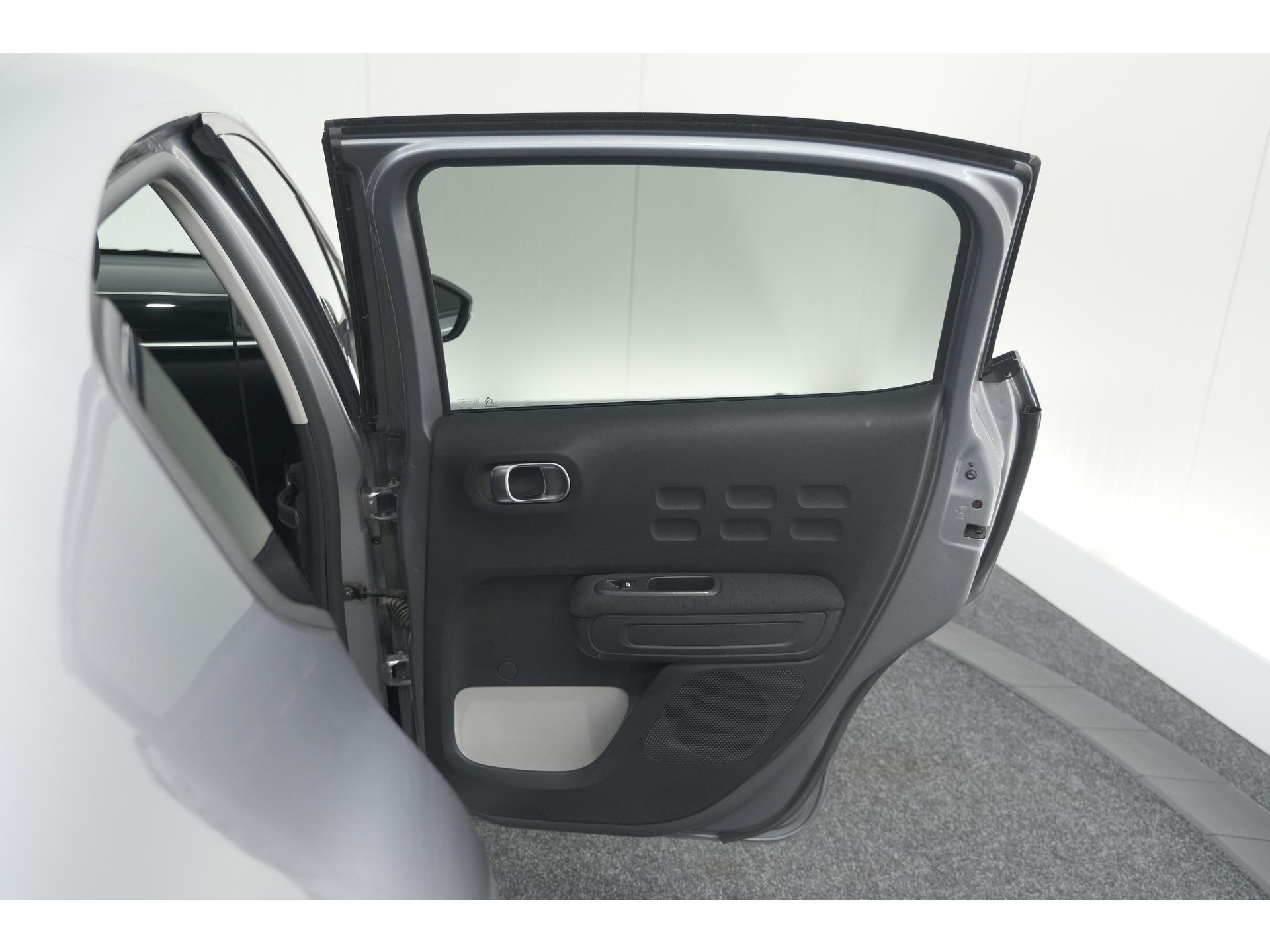 Citroen C3 PureTech 110 Max | Keyless entry/start | Camera | Navigatie | Parkeersensoren | Apple Carplay