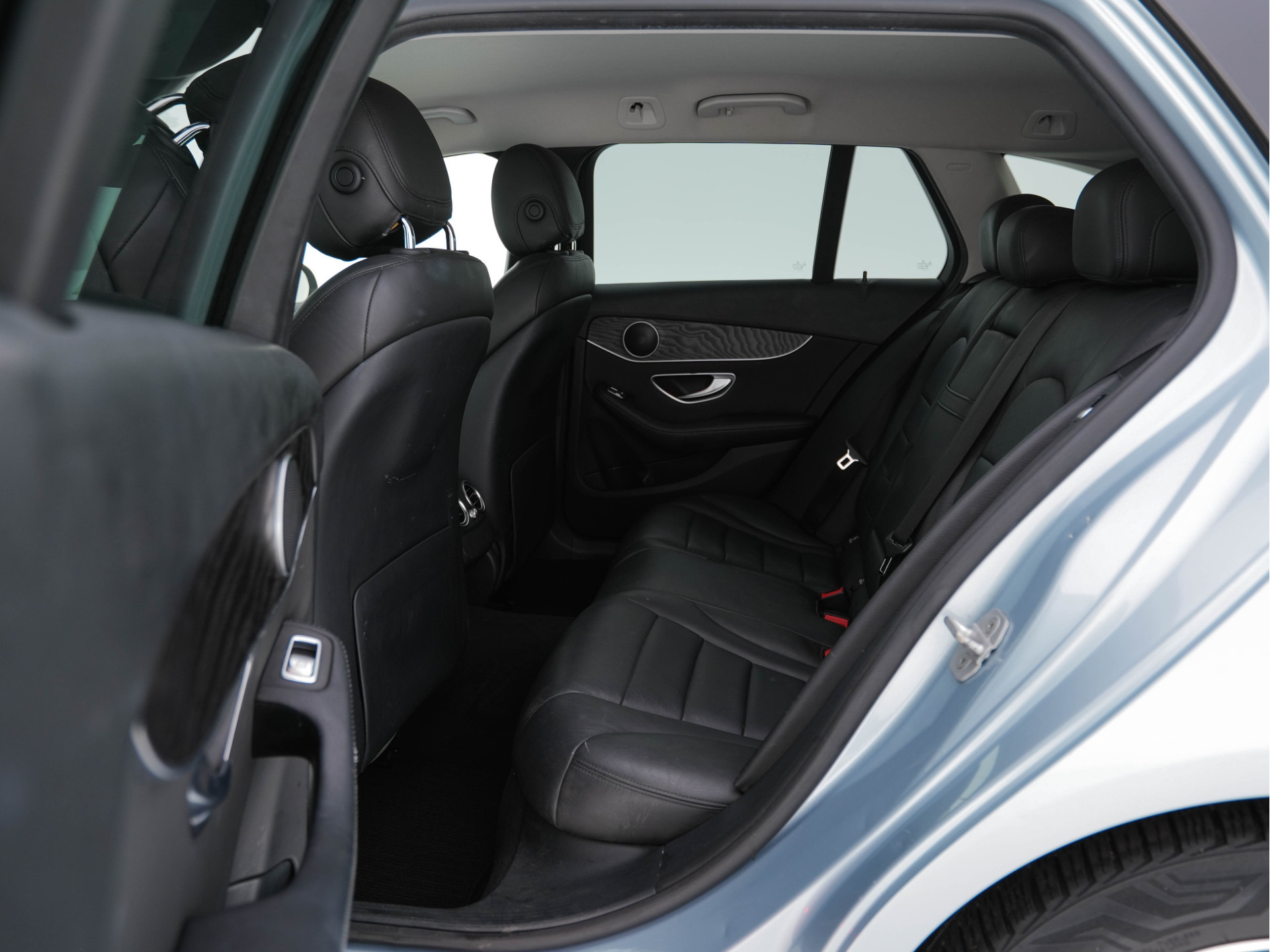 Mercedes-Benz C-klasse Estate 350 e Lease Edition Plug-in (INCL-BTW) Aut. *LUXURY-LEATHER | NAVI-FULLMAP | SHIFT-PADDLES | MEMORY-PACK | HEATED-SPORTSEATS | FULL-LED | CAMERA | CRUISE | AMBIENT-LIGHT | AIRMATIC | 17"ALU*