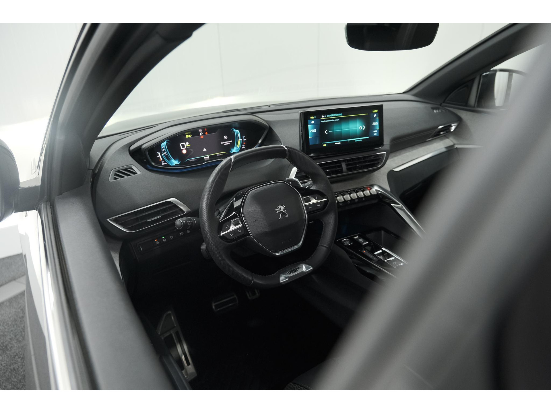 Peugeot 3008 HYbrid4 300 GT | Elektrisch Panoramadak | Dodehoekdetectie | Camera | Navigatie
