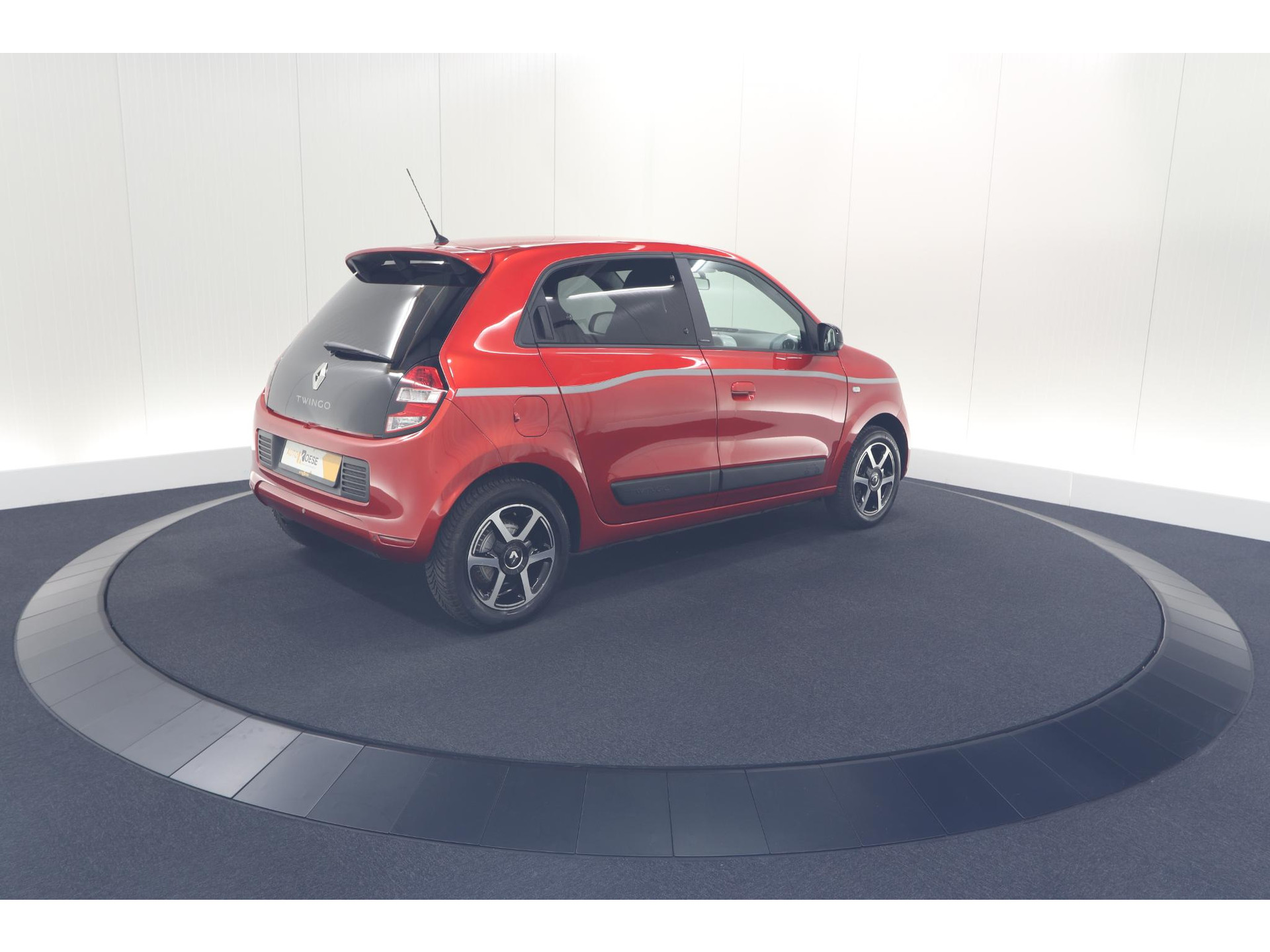 Renault Twingo 1.0 SCe Limited | Automaat | Parkeersensoren | Allseason Banden | Bluetooth Radio