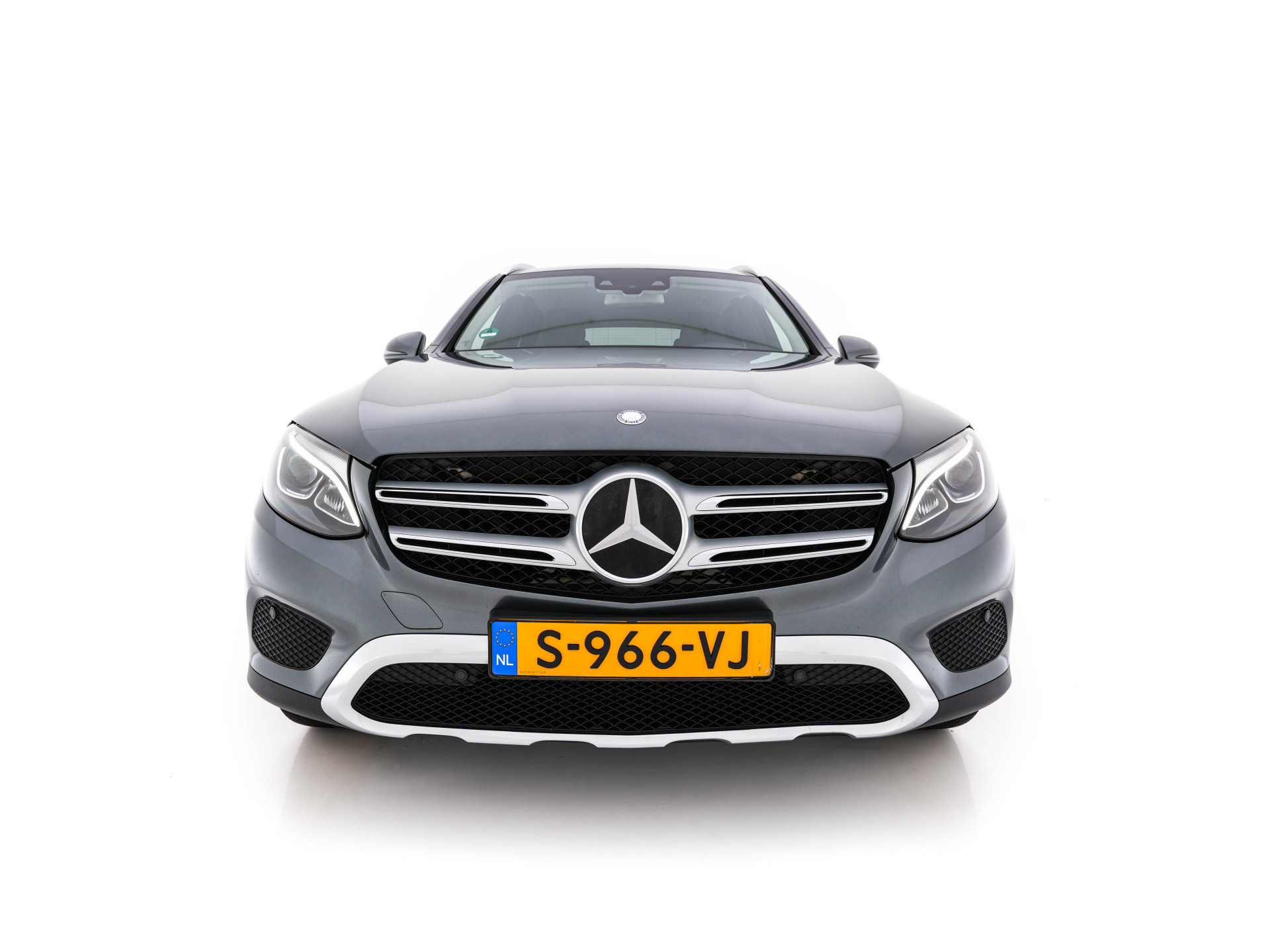 Mercedes-Benz GLC-klasse 350e 4MATIC Premium Plus Plug-in Aut. *LEATHER | FULL-LED | BLIND-SPOT | HEATED-SPORTSEATS | CAMERA | KEYLESS | AIR-SUSPENSION | ADAPTIVE-CRUISE | PRIVACY-GLASS | NAVI-FULLMAP | 20''ALU*
