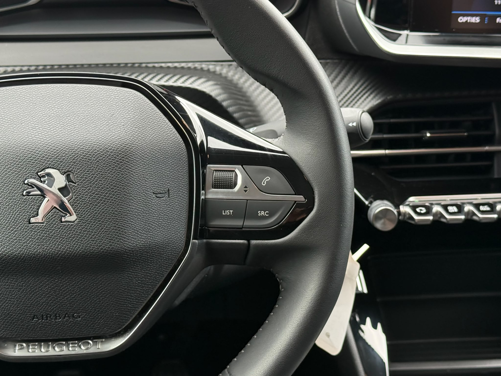 Peugeot 208 75PK Style | 1E EIGENAAR | 3/6/12MND GARANTIE| LED | CARPLAY | NAVI | CRUISE | CLIMA | LMV |