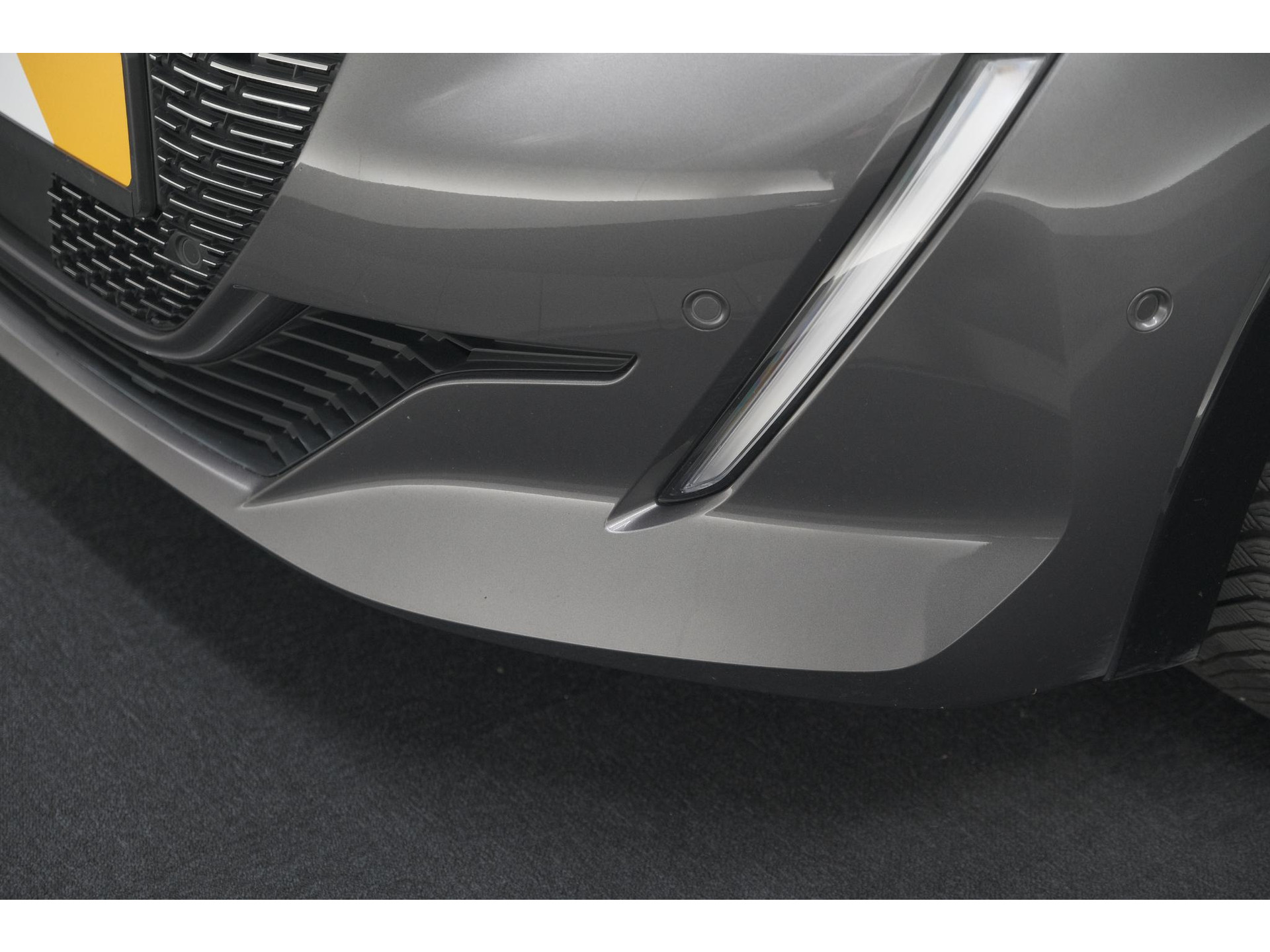 Peugeot 208 PureTech 100 EAT8 GT | Camera | Dodehoekdetectie | Navigatie | Apple Carplay