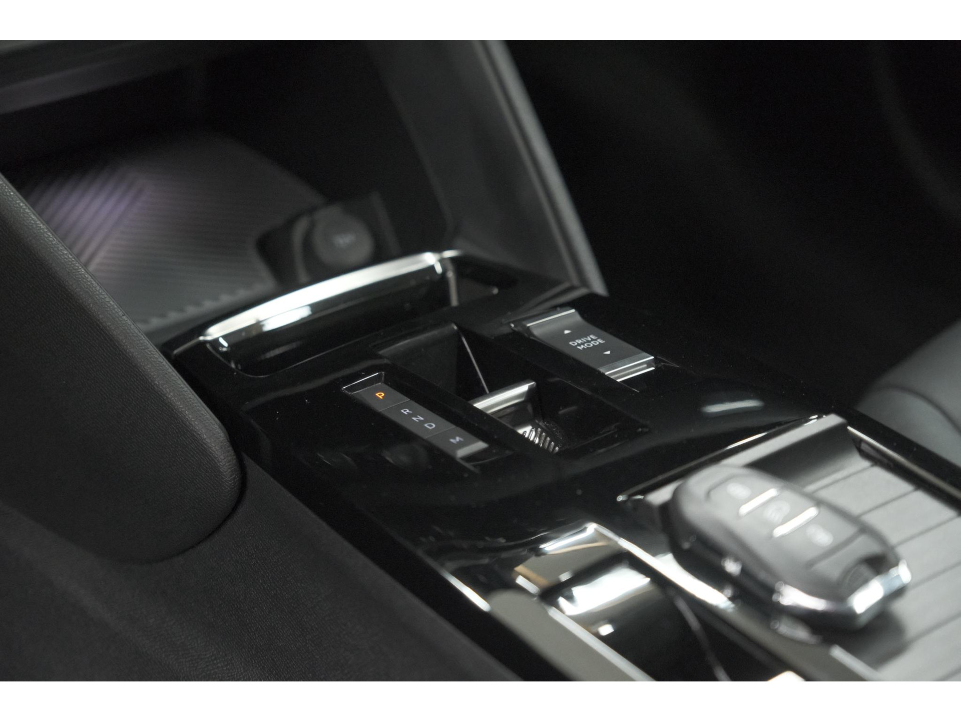 Citroen C4 1.2 Hybrid 136 Max | 360 Camera | Adaptieve Cruise Control | Navigatie