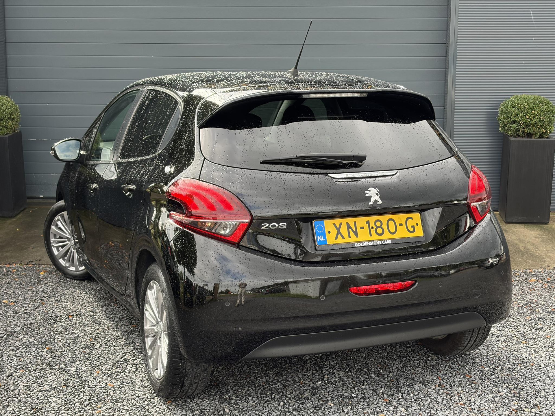 Peugeot 208 1.2 PureTech Signature ✓Net beurt gahad✓Navi✓Carplay✓Lm velgen✓Airco✓Cruise✓5 Deurs✓Pdc✓5 Deurs✓Lm velgen✓N.A.P✓Apk tot 04-2027