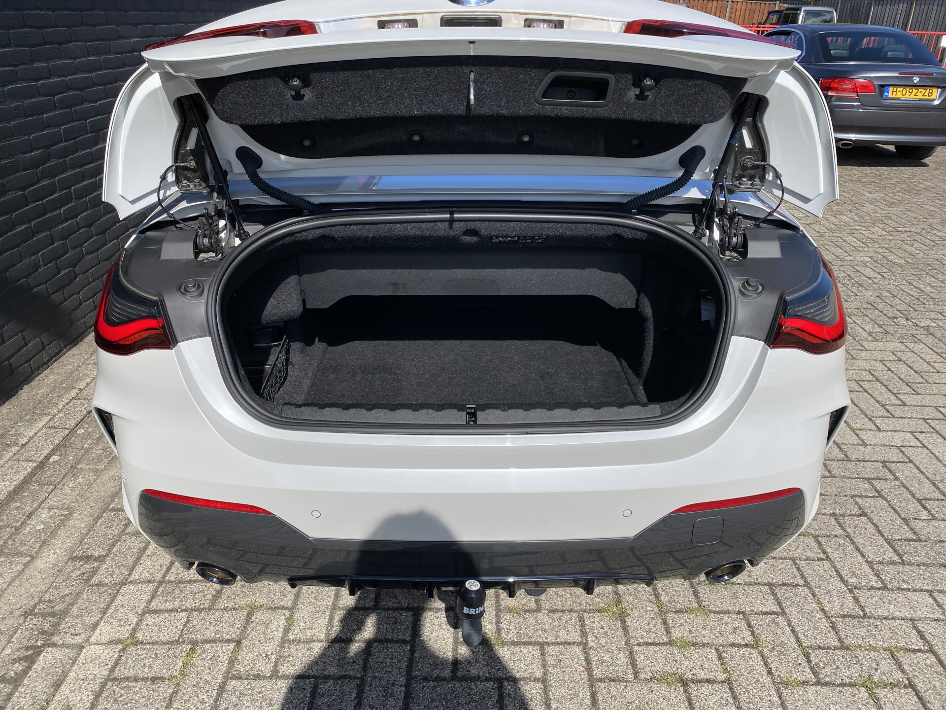 BMW 4-serie Cabrio 420i M-Sport 184 pk High Executive AUT. | dealer onderh. | cognac leder | memory seat | trekhaak | stoel-/stuurverw.