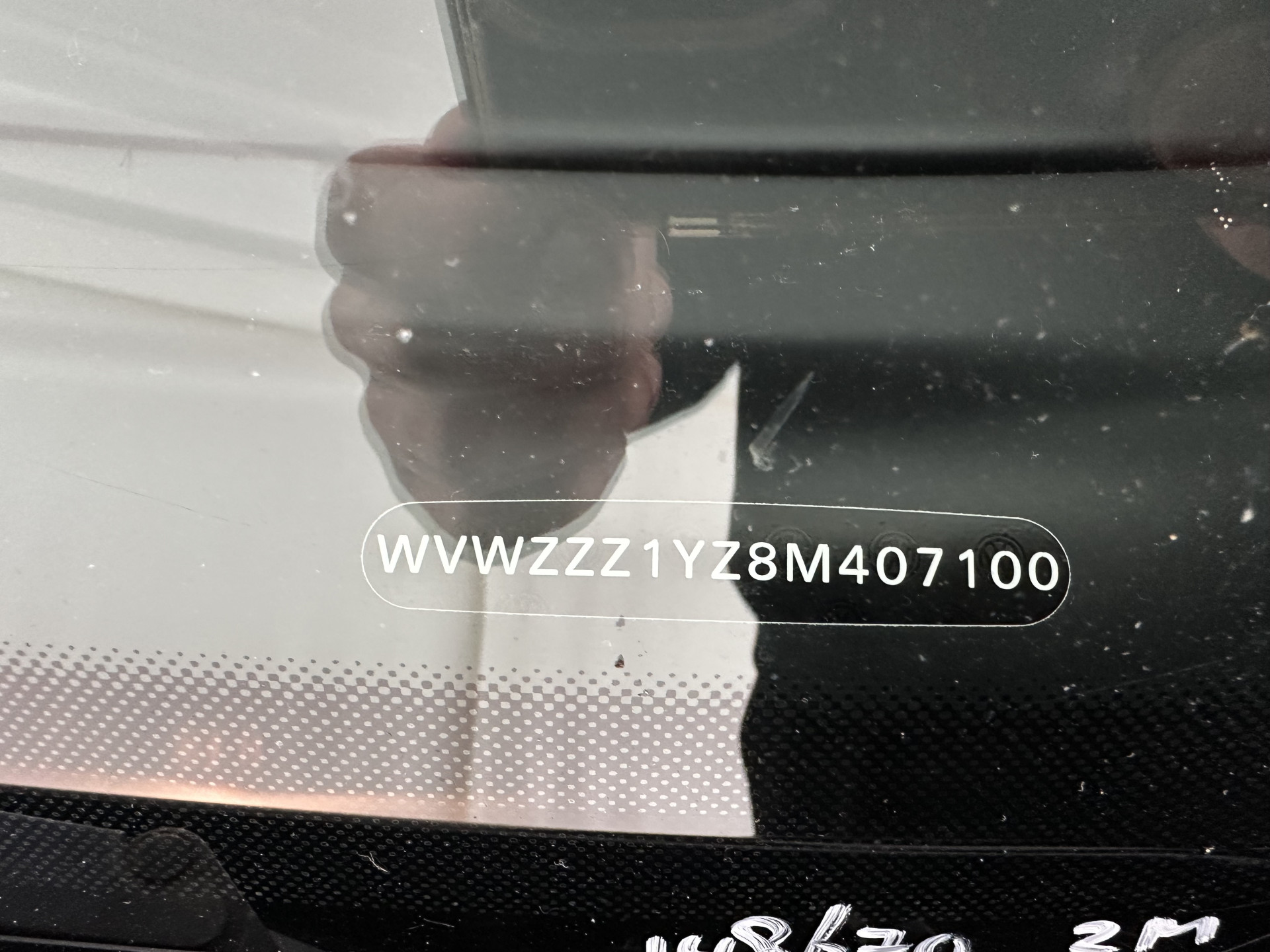 Volkswagen New Beetle Cabriolet 1.6 Highline *AIRCO | CRUISE | COMFORTSEATS | RADIO-CD/MP3 | 17''ALU*