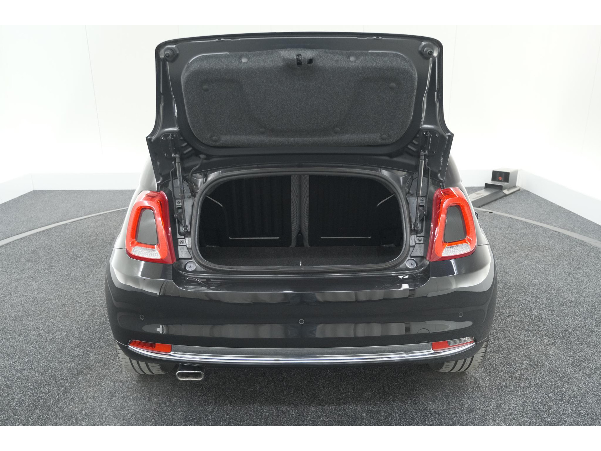 Fiat 500 C TwinAir Turbo Lounge | Parkeersensoren | Climate control | Cruise control | Apple Carplay