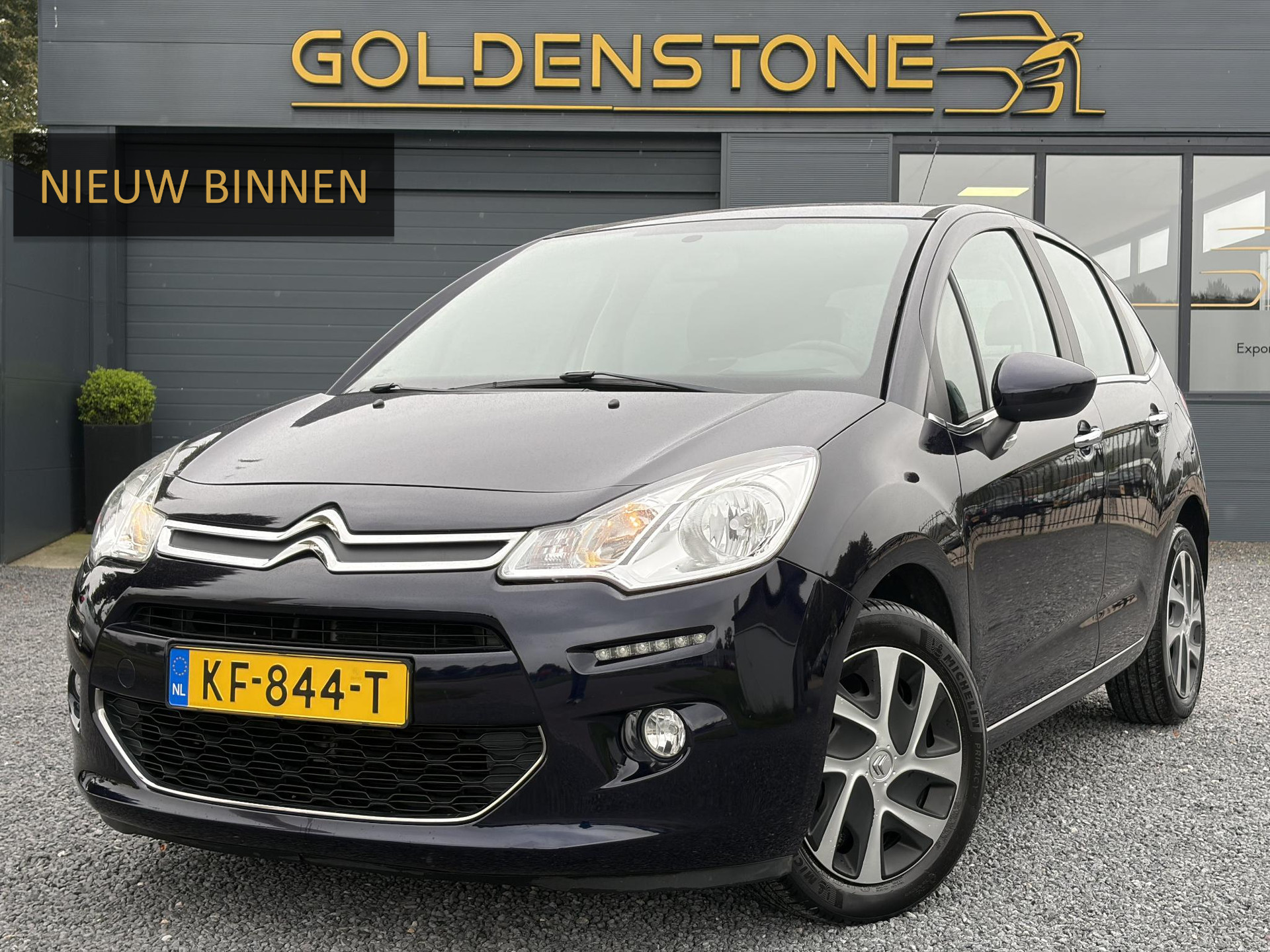 Citroen C3 1.2 PureTech Selection ✓Nieuwe D-riem✓Navi✓Carplay✓Trekhaak✓Dealer Onderhouden✓Clima✓Cruise✓5 Deurs✓Net grote beurt gehad✓N.A.P✓Apk tot 09-2027