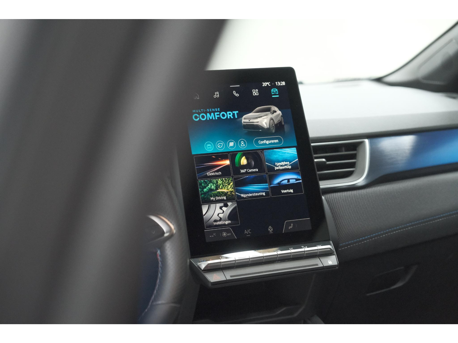 Renault Captur 1.8 E-Tech full hybrid 160 Esprit Alpine | 360 Camera | Adaptieve Cruise Control | Dodehoekdetectie | Stuurwielverwarming