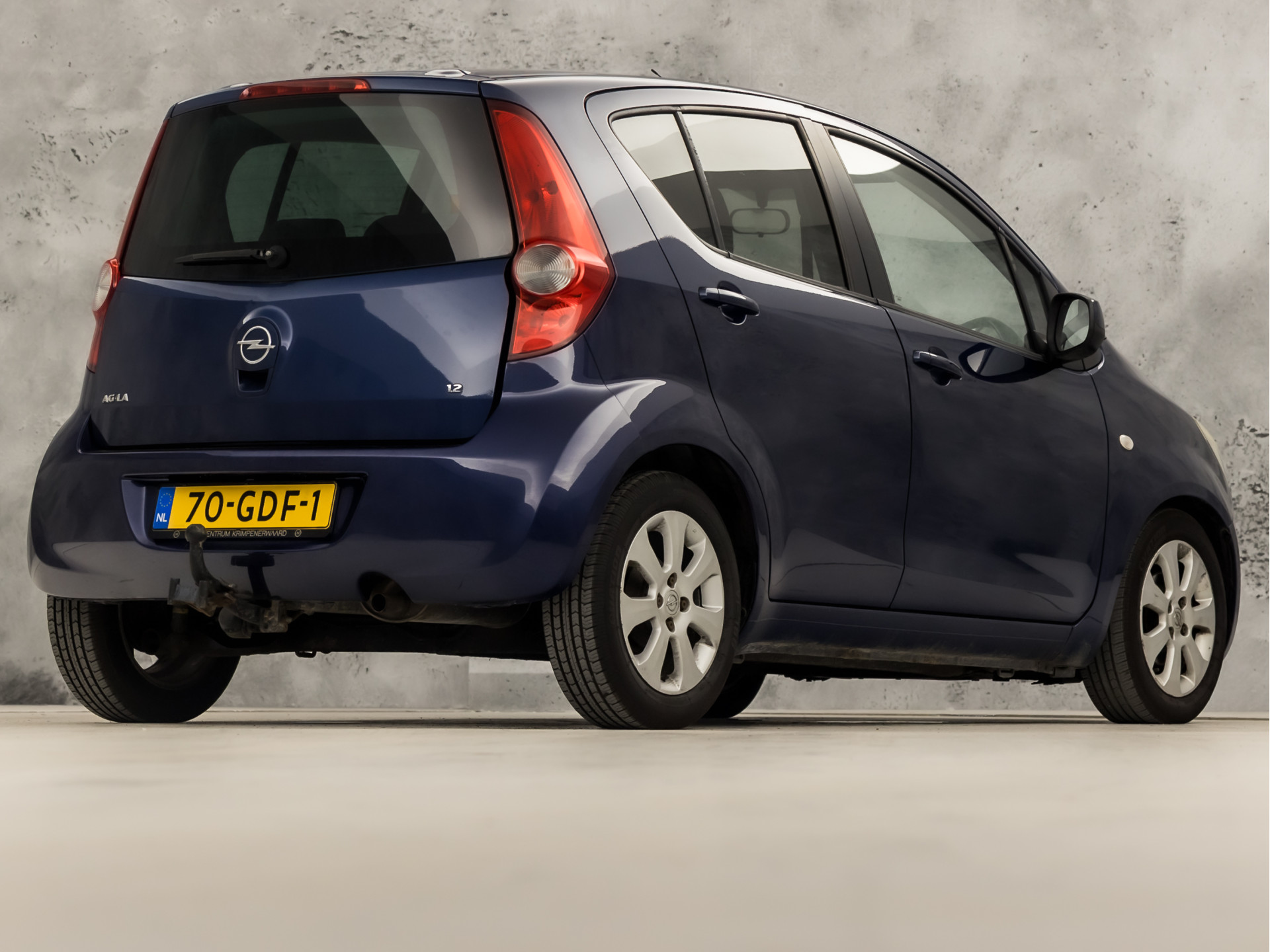 Opel Agila 1.2 Sport (AIRCO, ELEK RAMEN, SPORTSTOELEN, GETINT GLAS, NIEUWE APK, NIEUWSTAAT)