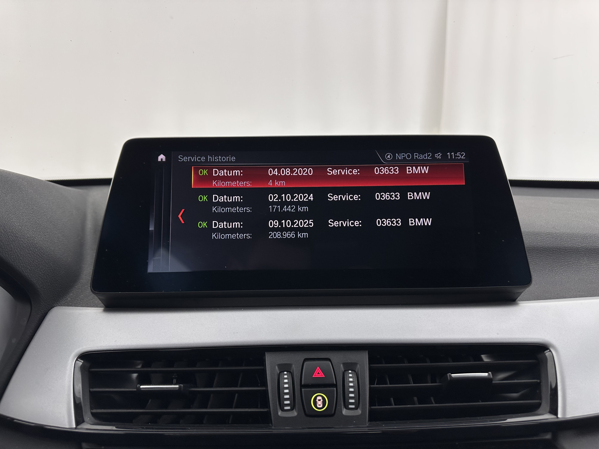 BMW X1 xDrive25e eDrive Edition ( Plug-In ) (INCL-BTW) *LEATHER | FULL-LED | HARMAN/KARDON | CAMERA | HEATED-COMFORTSEATS | NAVI-FULLMAP | ECC | KEYLESS |  PDC | CRUISE | DAB | TOWBAR | HEAD-UP | 17''ALU*