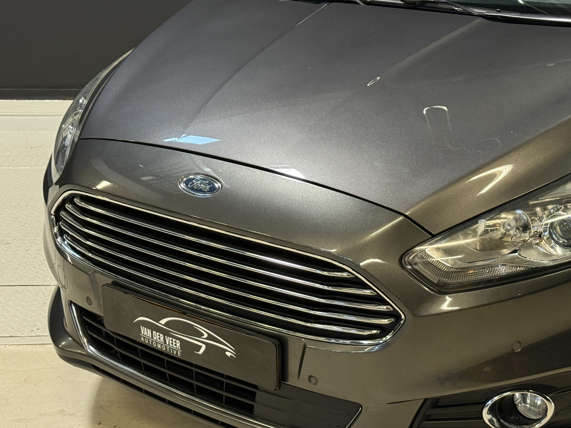 Ford S-Max 1.5 Titanium 7p. | Stoel/stuur verwarming | Trekhaak | Apple Carplay