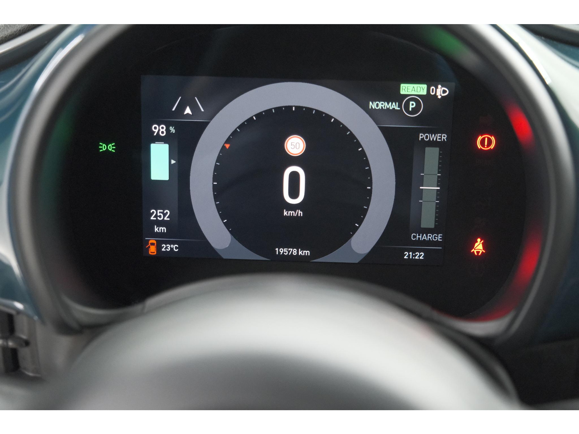 Fiat 500 Icon 42 kWh | 96,1% SOH | Convenience Pack | Camera | Dodehoekdetectie | Stoelverwarming