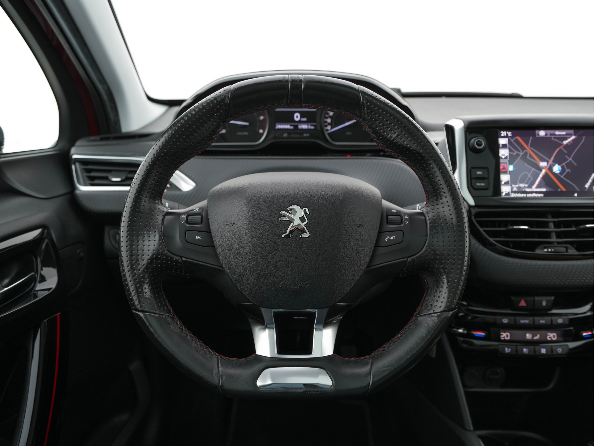 Peugeot 208 1.6 BlueHDi GT-line *PANO | LEATHER-FABRIC | JBL-AUDIO | HEATED-SPORTSEATS | NAVI-FULLMAP | CAMERA | DAB+ | PRIVACY-GLASS | TOWBAR | 17''ALU*