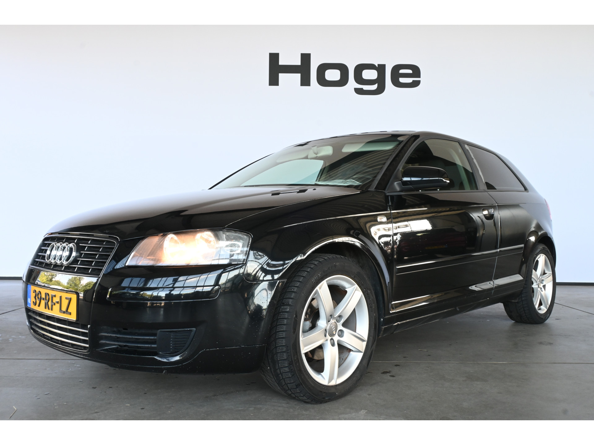 Audi A3 1.6 Attraction Clima Cruise Control Lichtmetaal All in Prijs! Inruil Mogelijk!