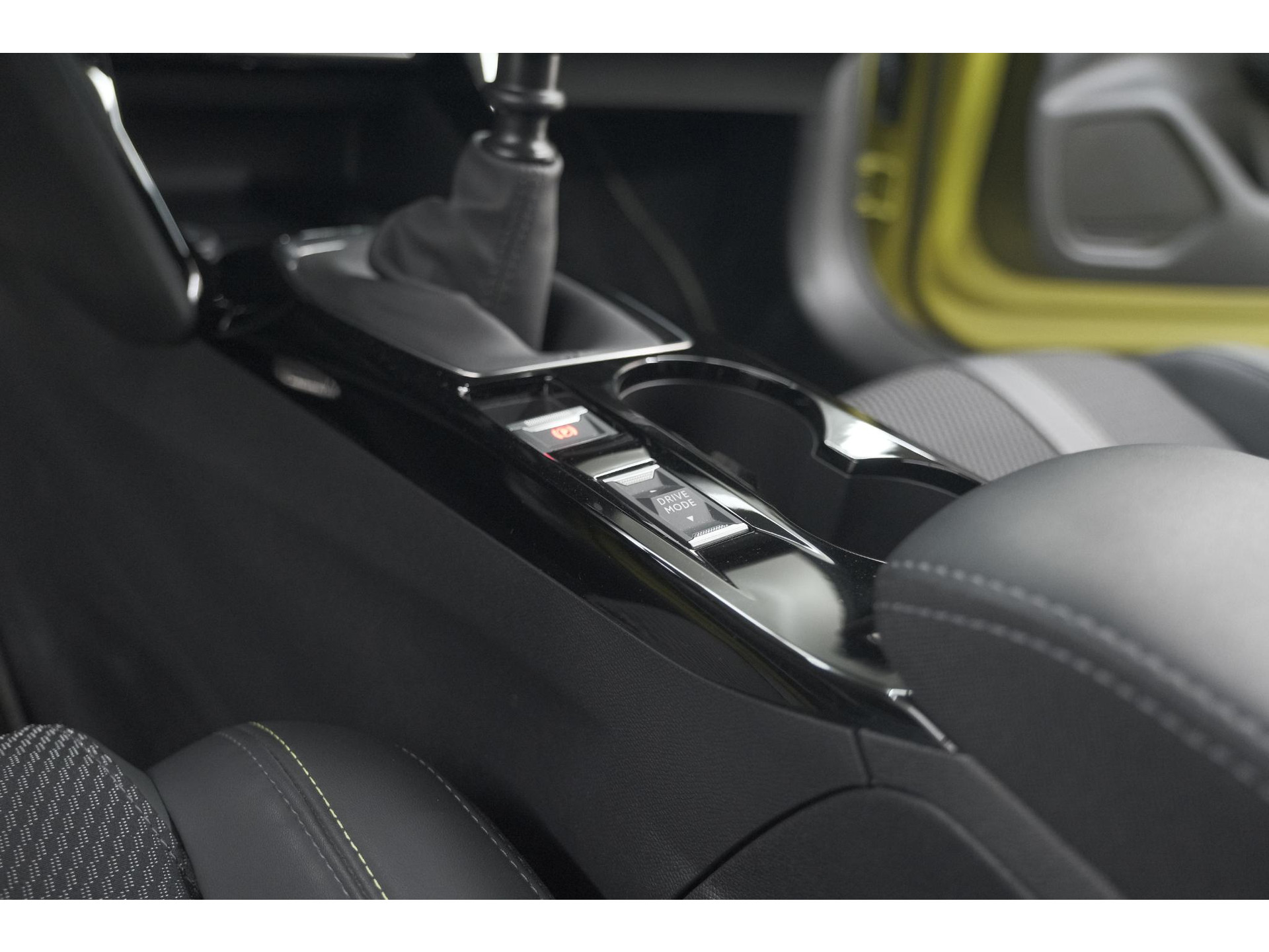 Peugeot 208 PureTech 100 GT | Camera | Apple Carplay | Parkeersensoren