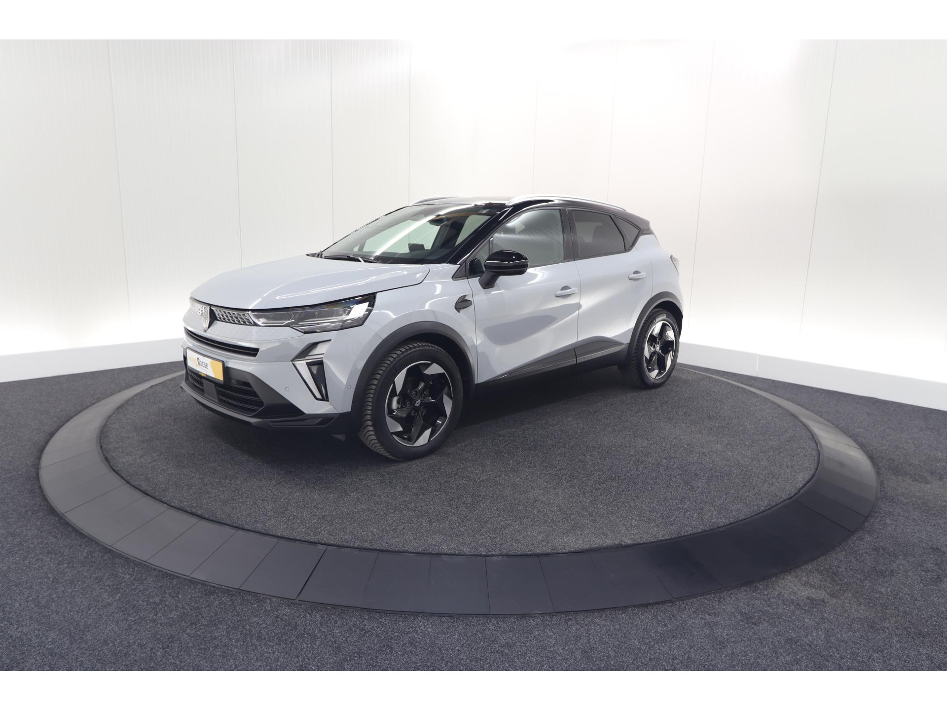 Renault Captur TCe 90 Techno | Nieuw Model | Camera | Harman Kardon | Apple Carplay | Parkeersensoren | 18 Inch Lichtmetalen Velgen