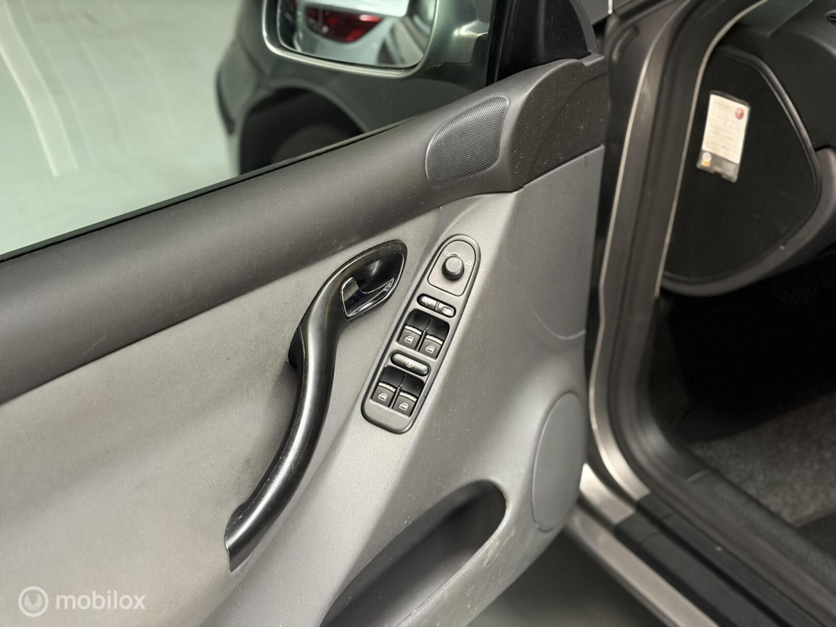 SEAT Leon 1.8-20V Signo | Automaat | Airco | NAP | 5-Deurs