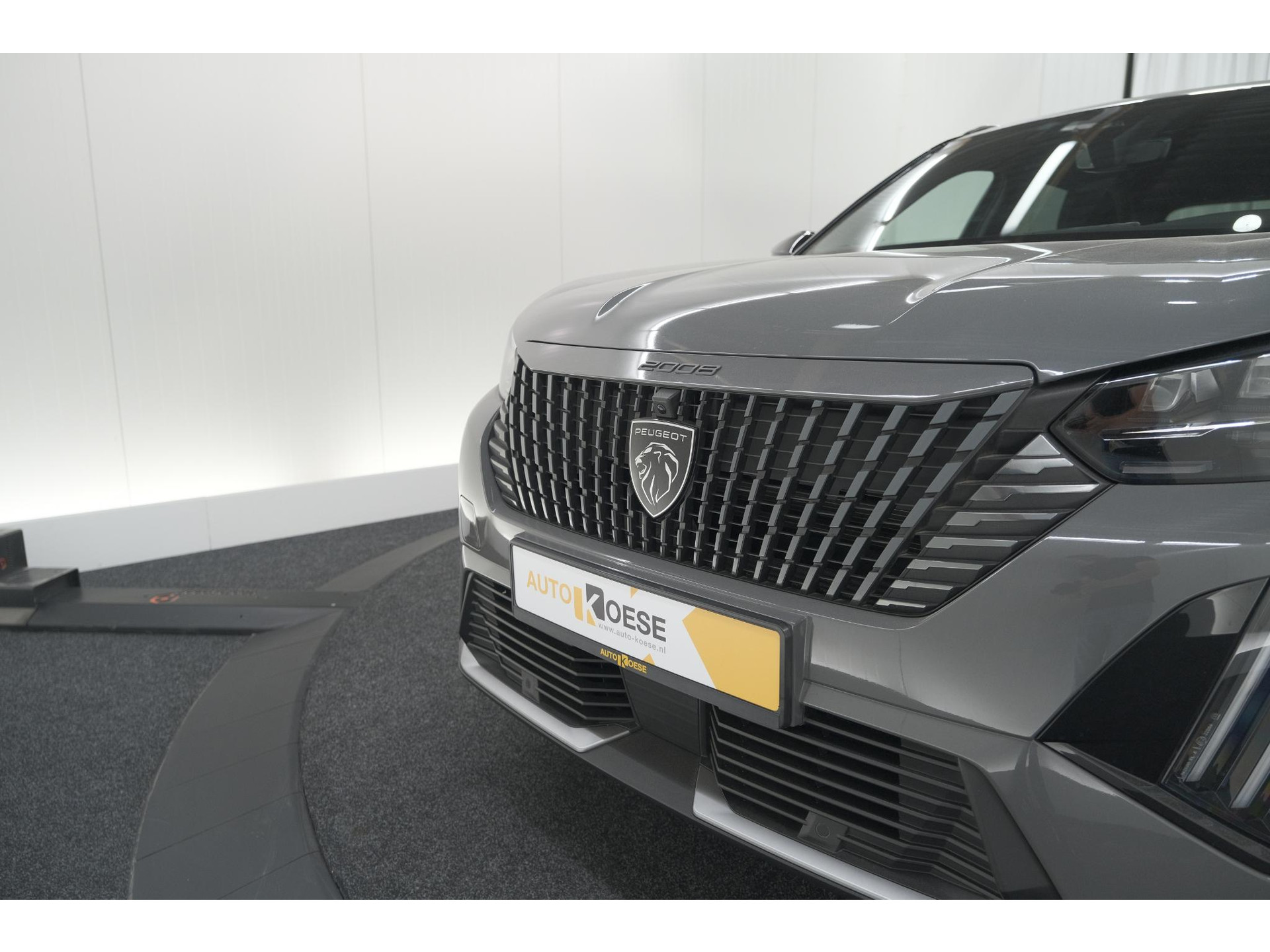 Peugeot 2008 PureTech 130 EAT8 GT | 360 Camera | Adaptieve Cruise Control | Stoelmaasage | Apple Carplay